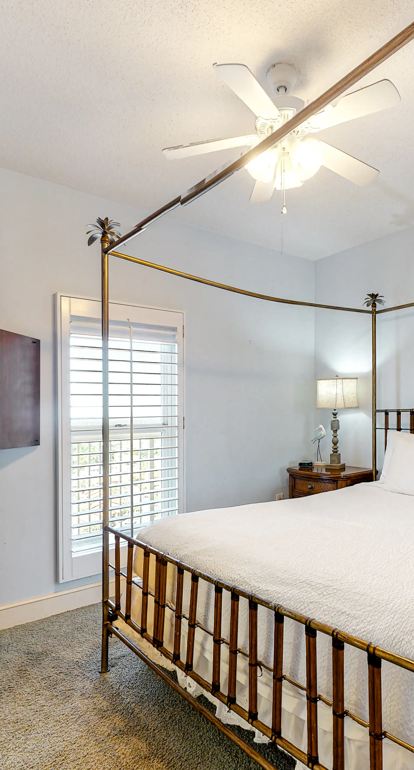 17th Floor Beachfront Condo w/ Free WiFi, Shared Pools, Hot Tub, Tennis, & Gym