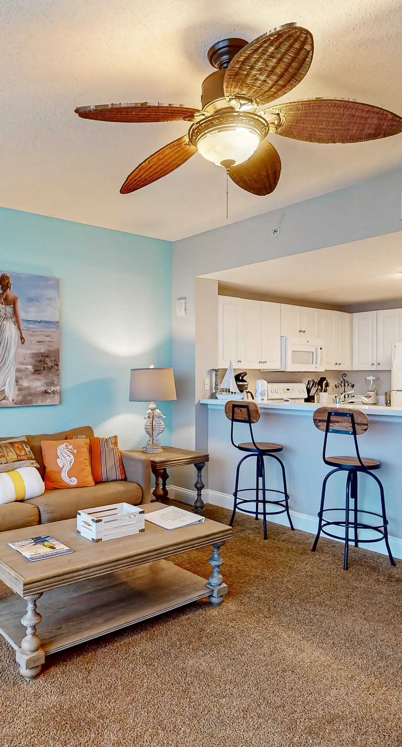 Oceanfront resort w/ WiFi, pool, sauna, hot tub, tennis, & views