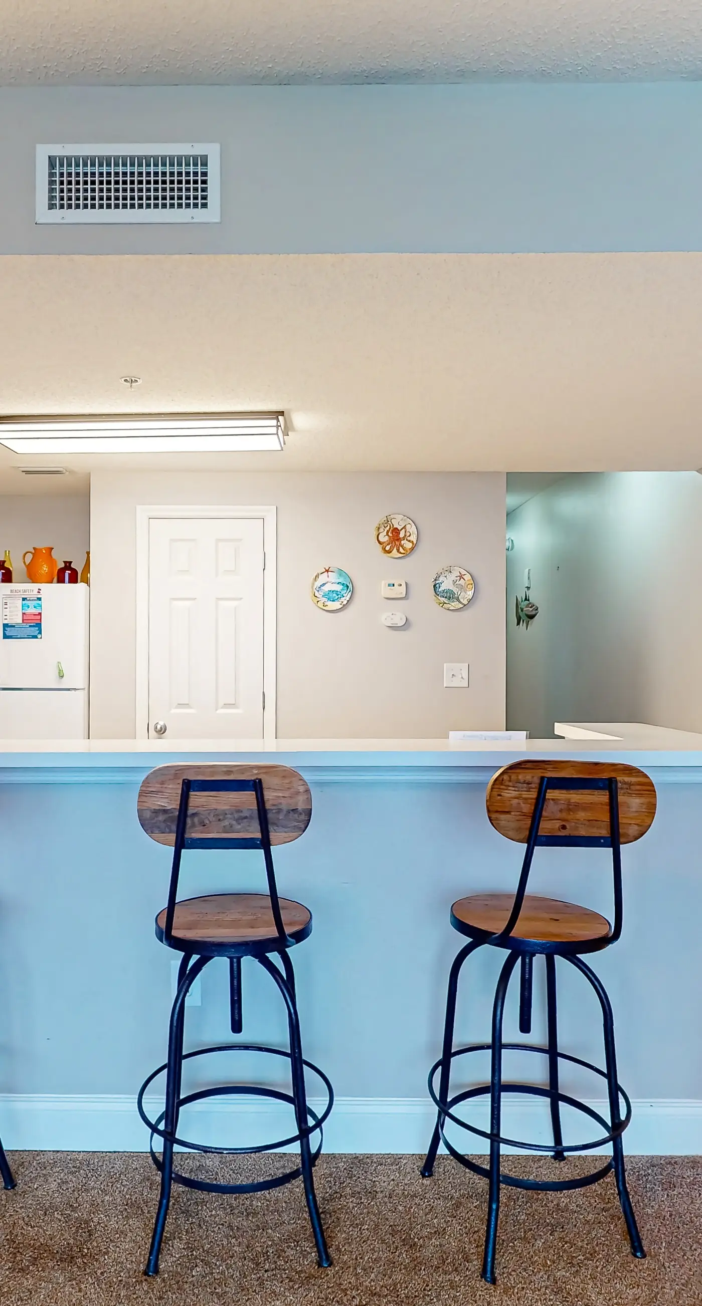 Oceanfront resort w/ WiFi, pool, sauna, hot tub, tennis, & views