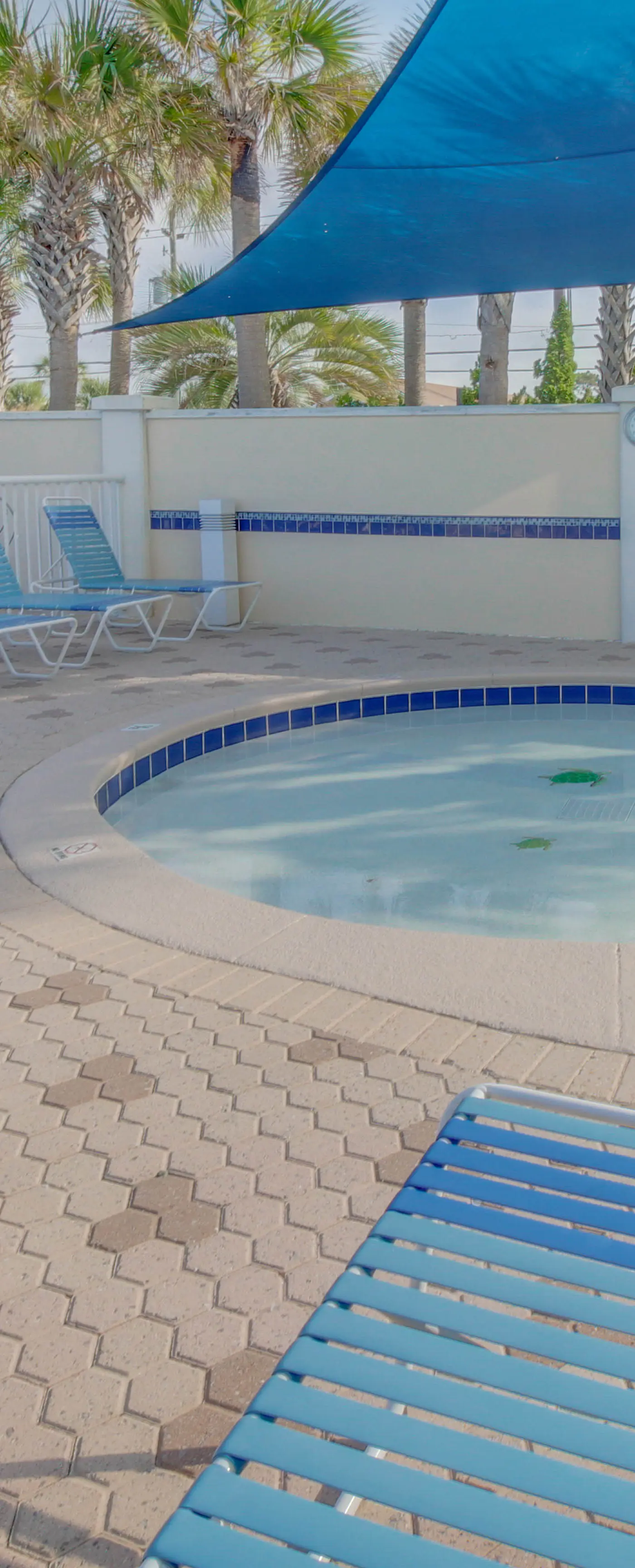 Oceanfront resort w/ WiFi, pool, sauna, hot tub, tennis, & views