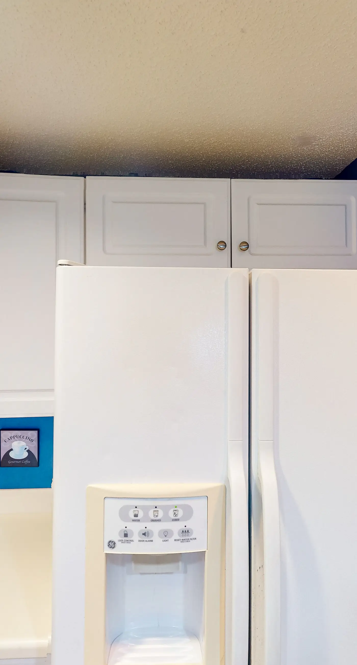 Gulf-front condo with 4 pools, movie theatre, game room, 3 hot tubs, tennis, W/D