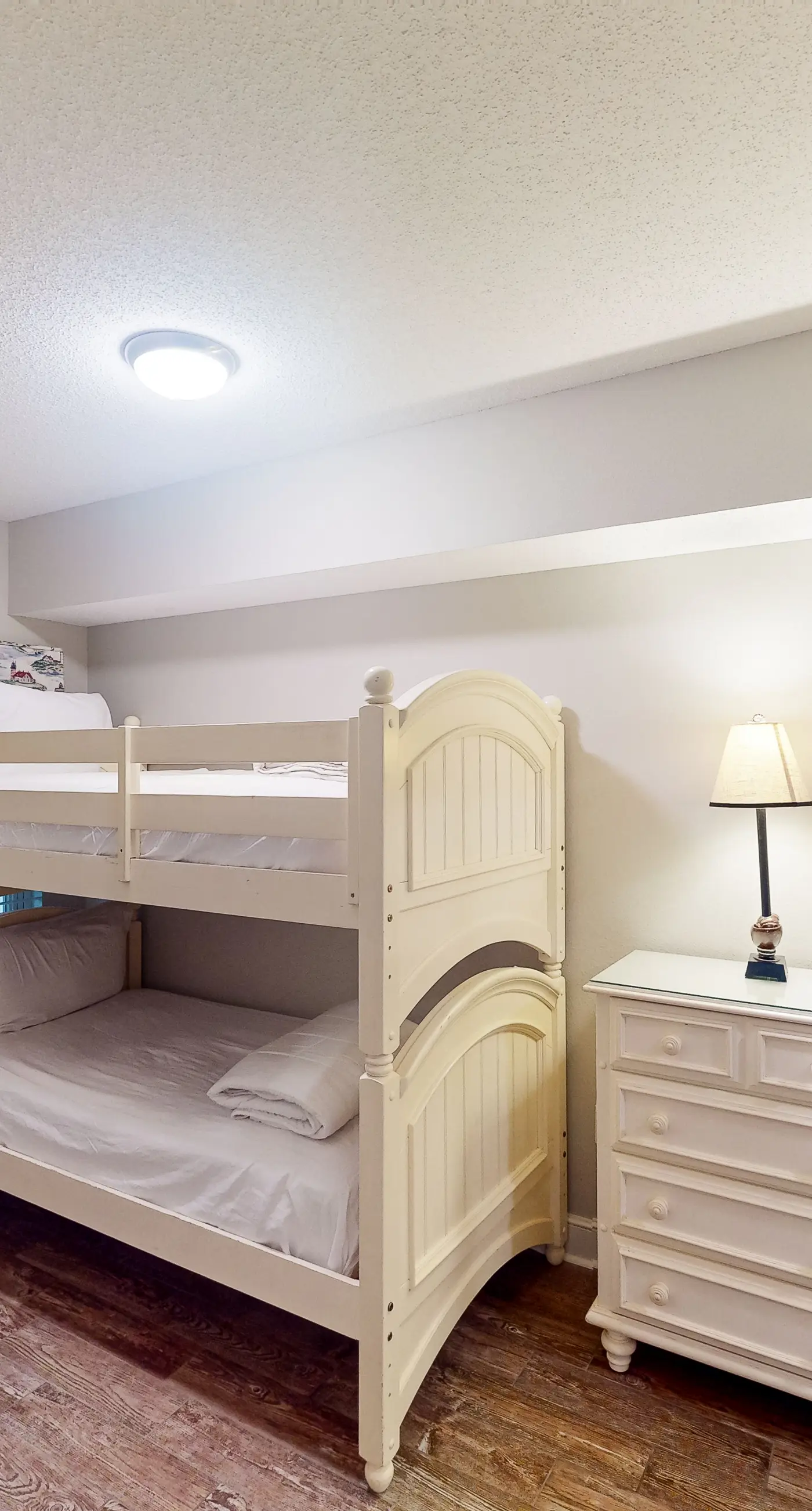 Gulf-front condo with 4 pools, movie theatre, game room, 3 hot tubs, tennis, W/D