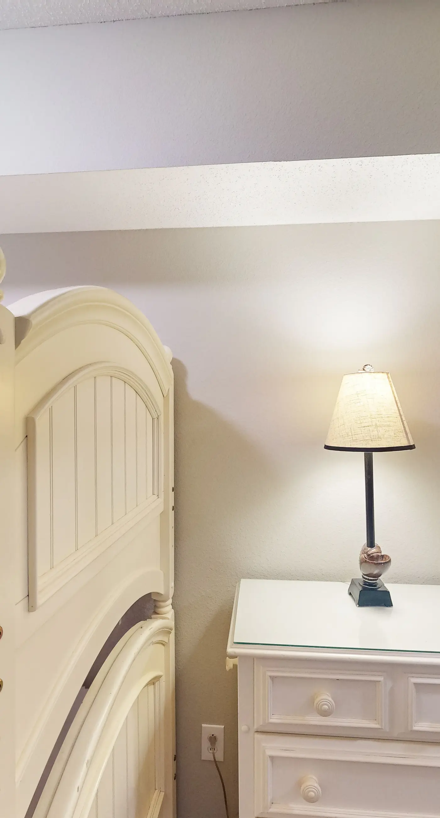 Gulf-front condo with 4 pools, movie theatre, game room, 3 hot tubs, tennis, W/D