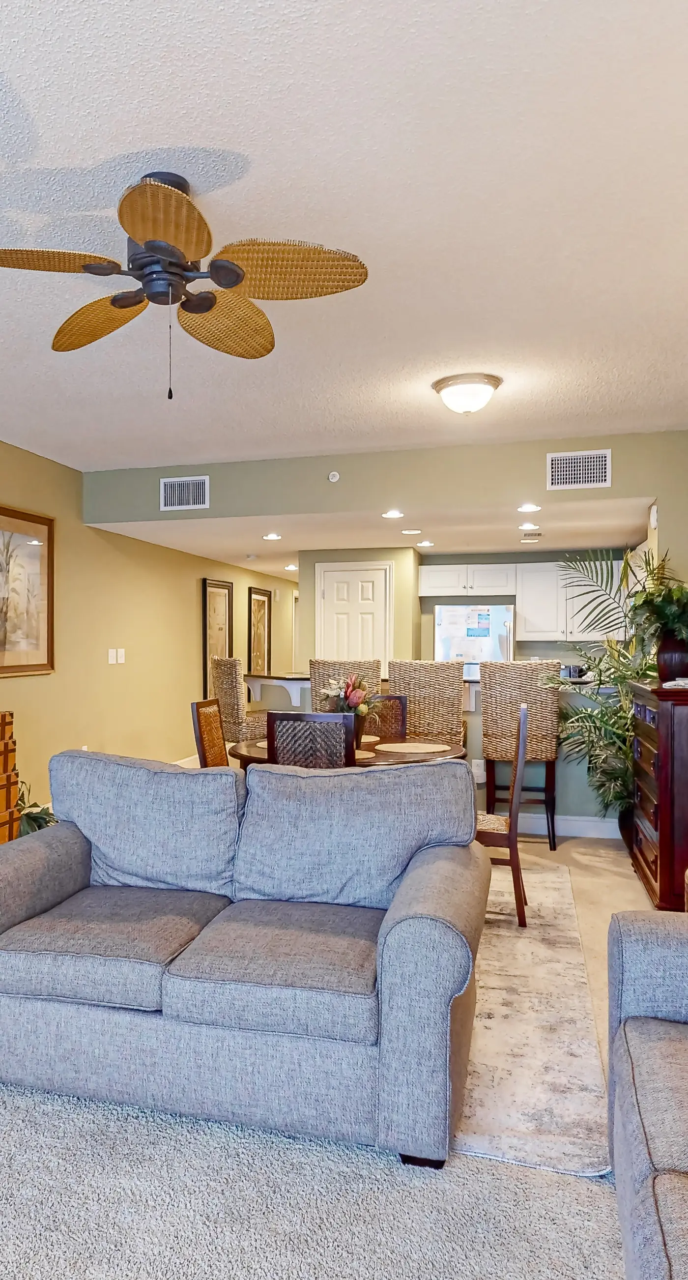 Beachfront condo rental with pools, hot tub, and private balcony