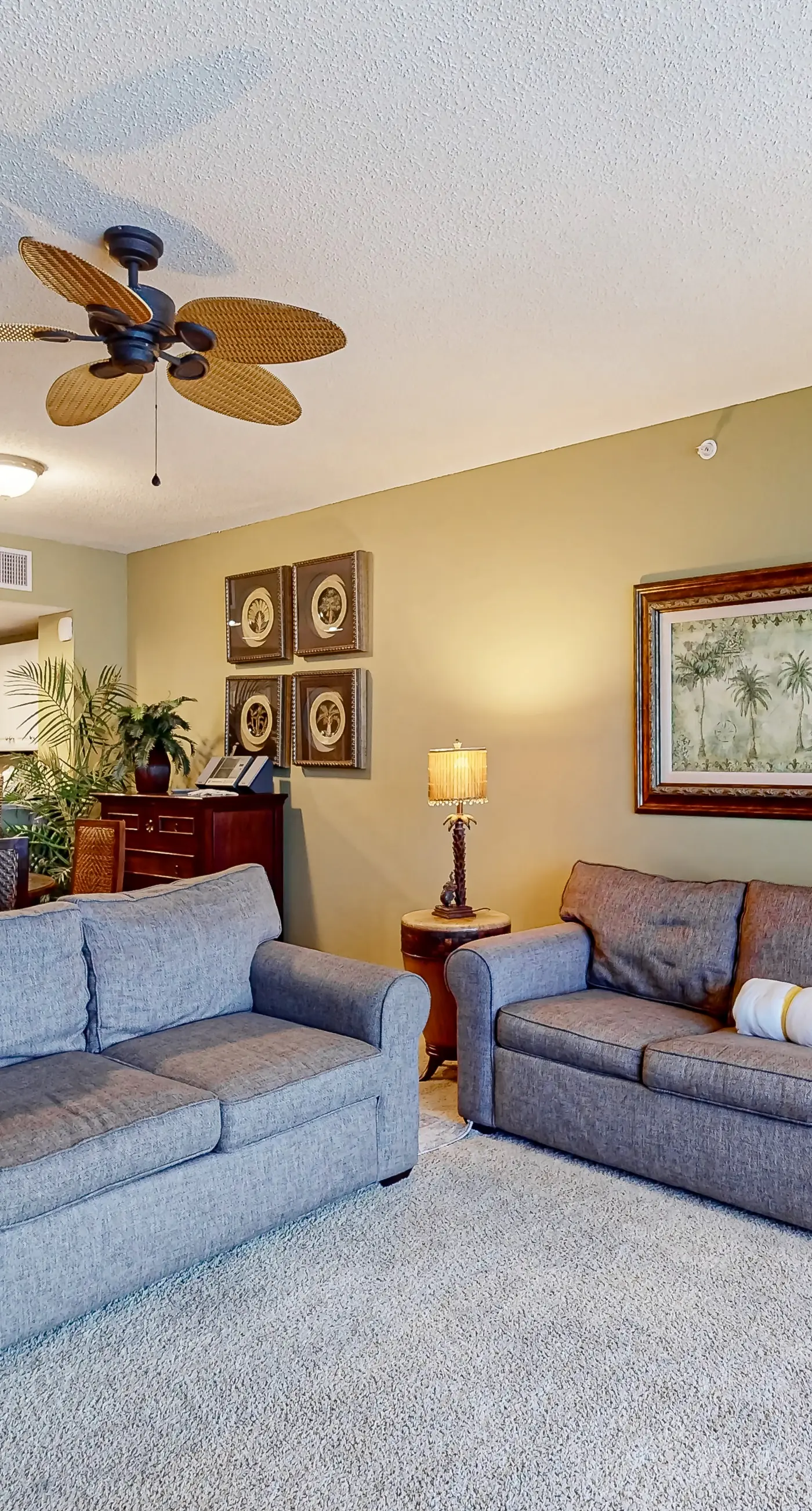 Beachfront condo rental with pools, hot tub, and private balcony