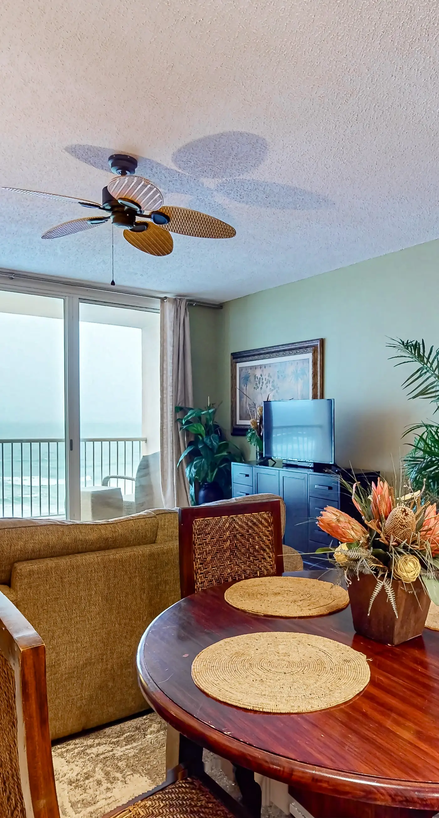 Beachfront condo rental with pools, hot tub, and private balcony