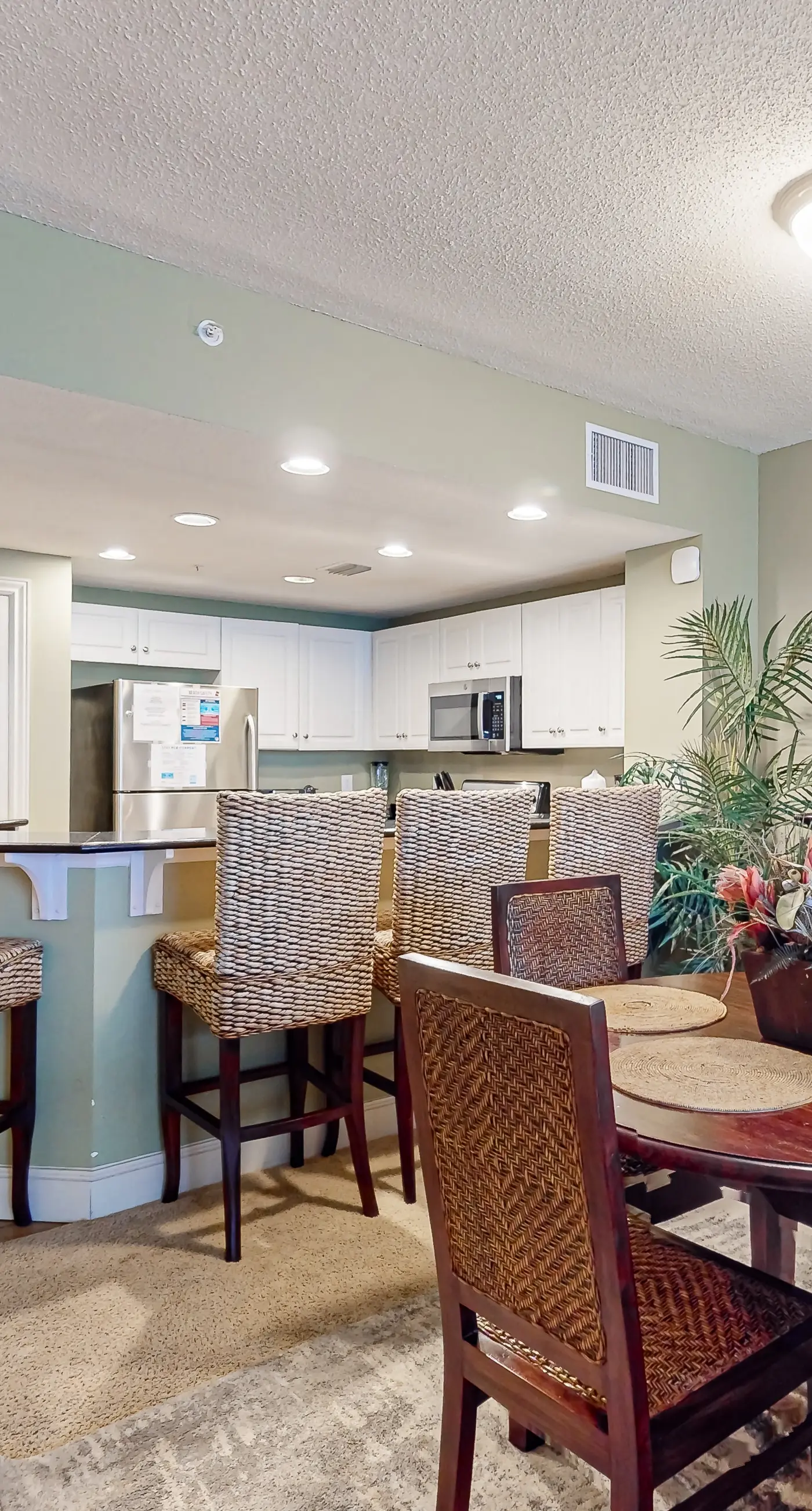 Beachfront condo rental with pools, hot tub, and private balcony