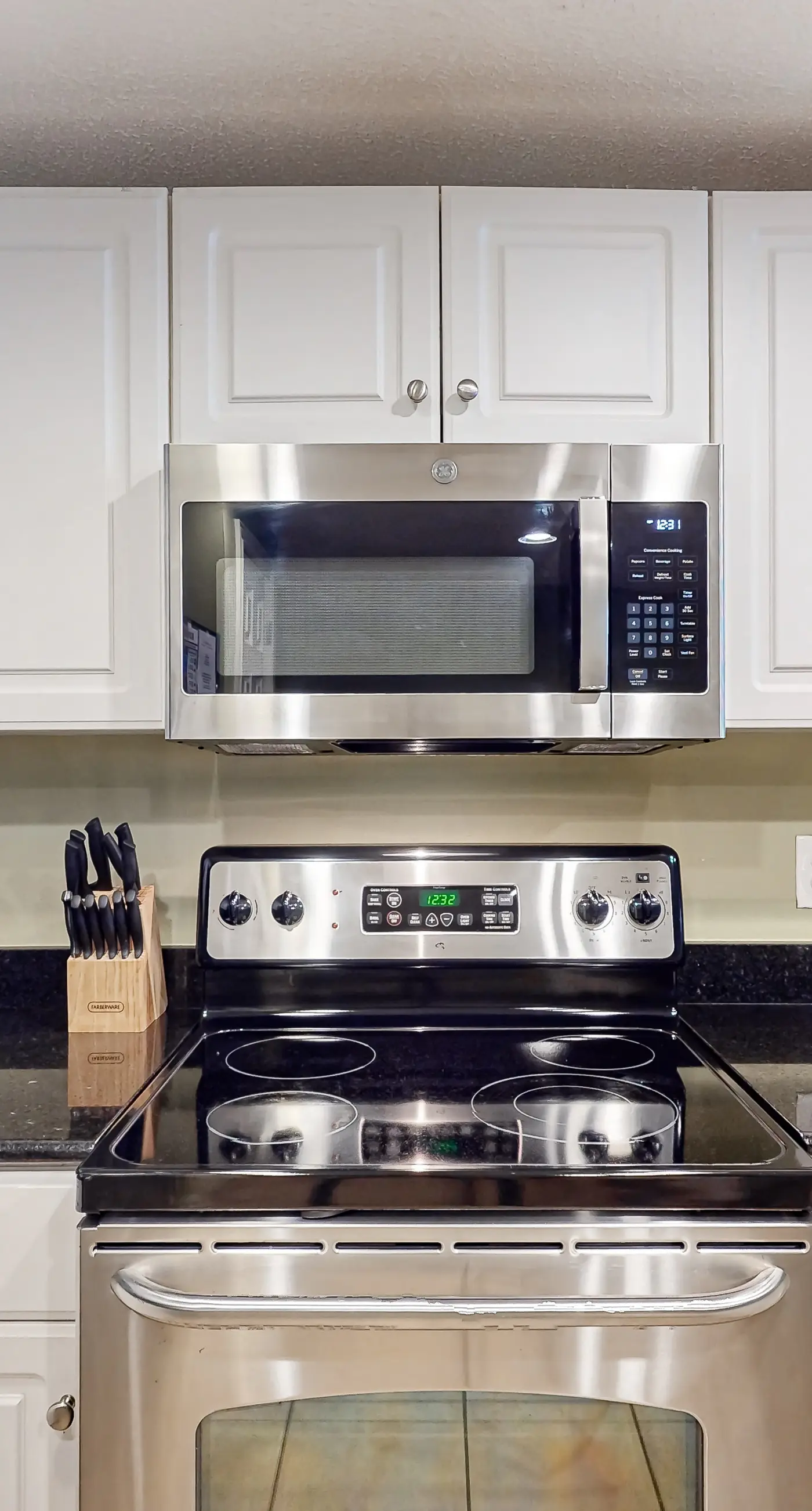 Beachfront condo rental with pools, hot tub, and private balcony