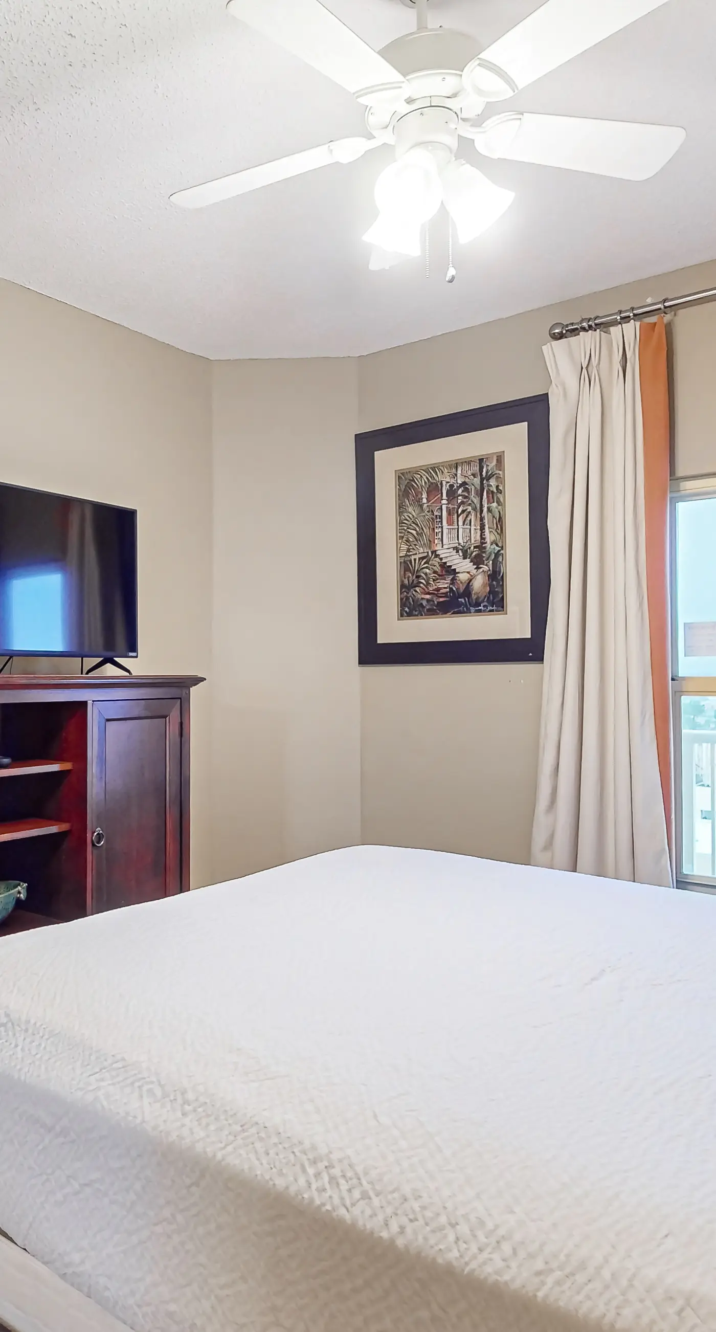 Beachfront condo rental with pools, hot tub, and private balcony