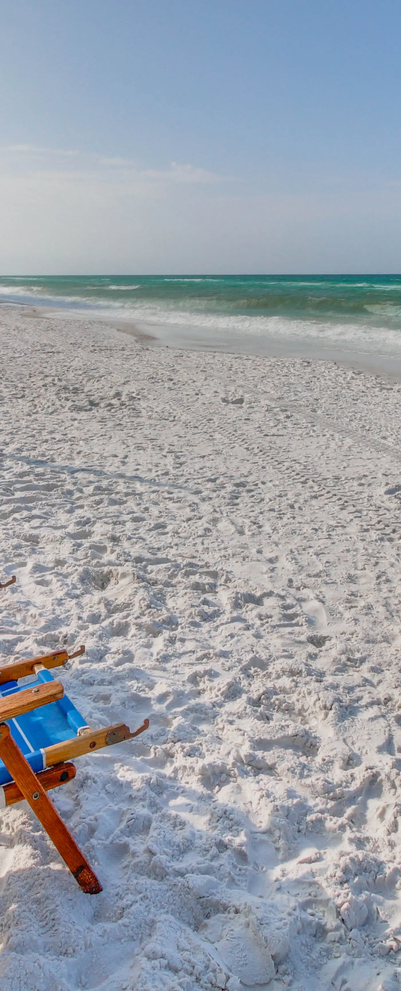 Beachfront condo rental with pools, hot tub, and private balcony