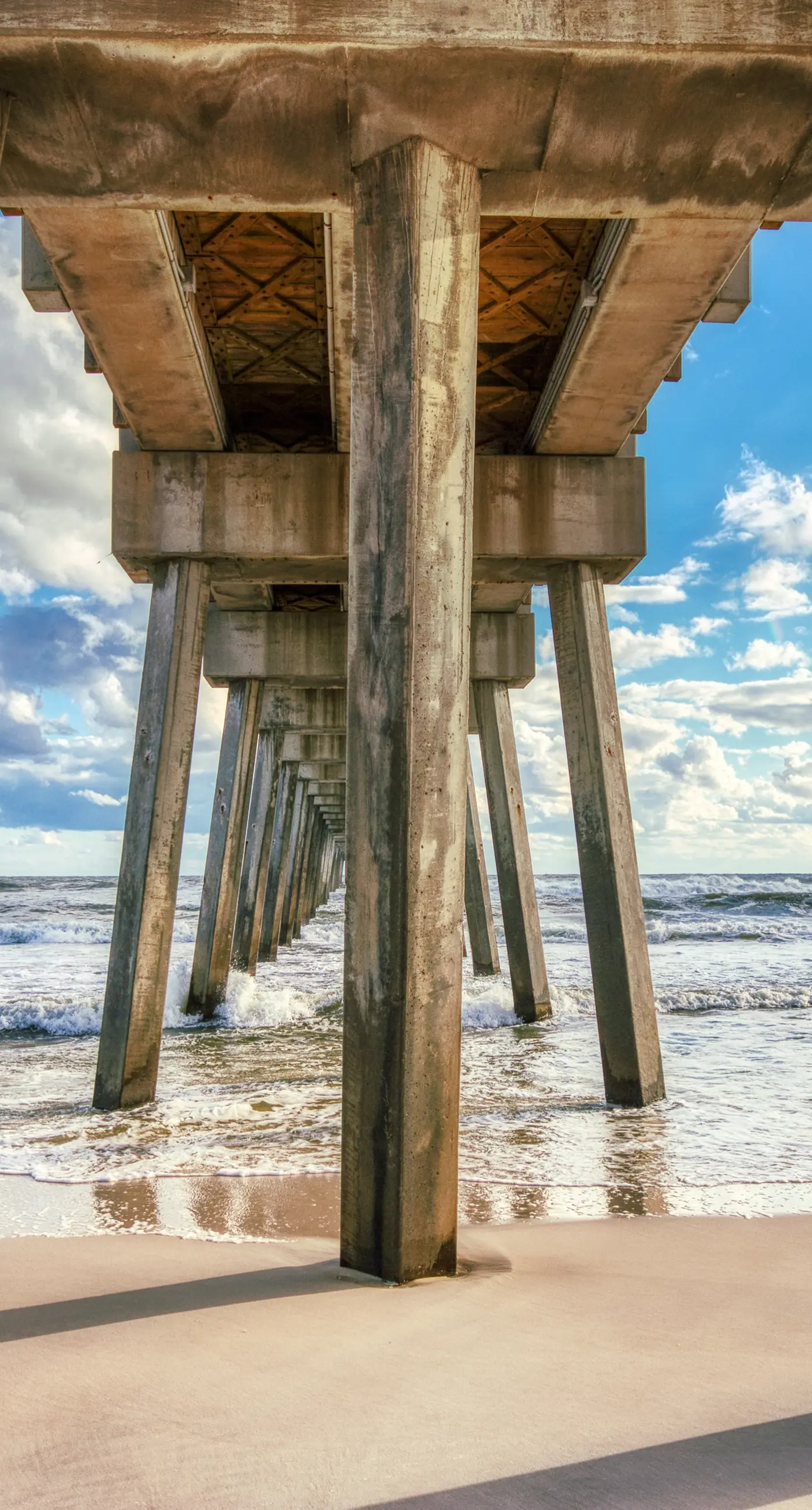 Beachfront condo rental with pools, hot tub, and private balcony