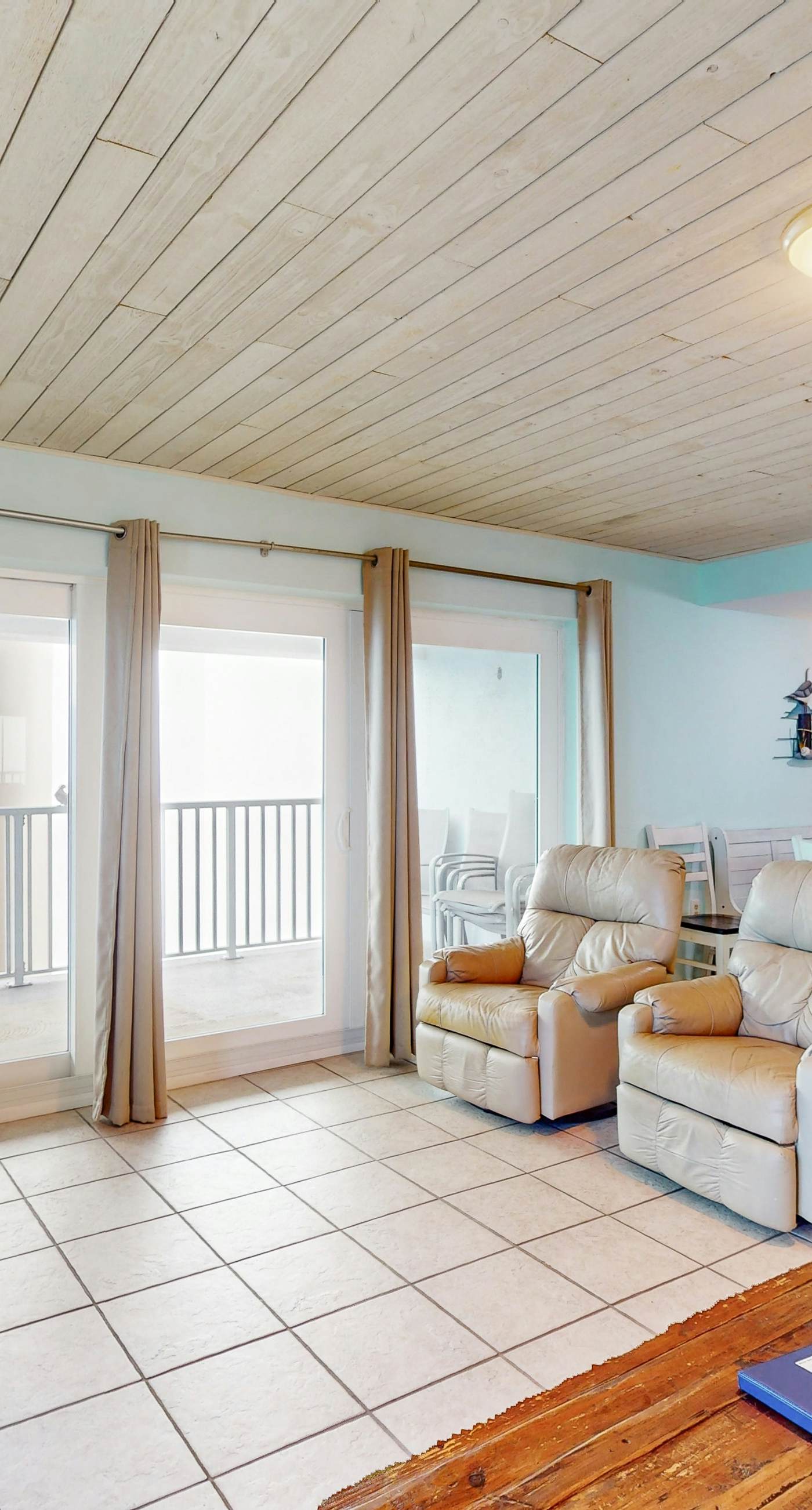 Oceanfront condo with shared pool, resort amenities, and private washer/dryer