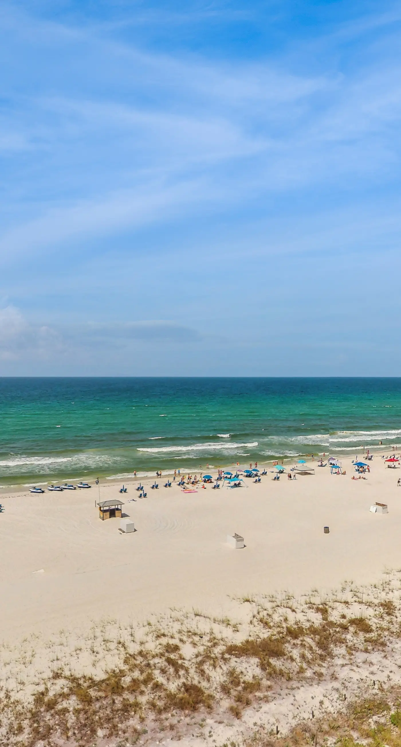 Gorgeous beachfront condo, shared & and beach access