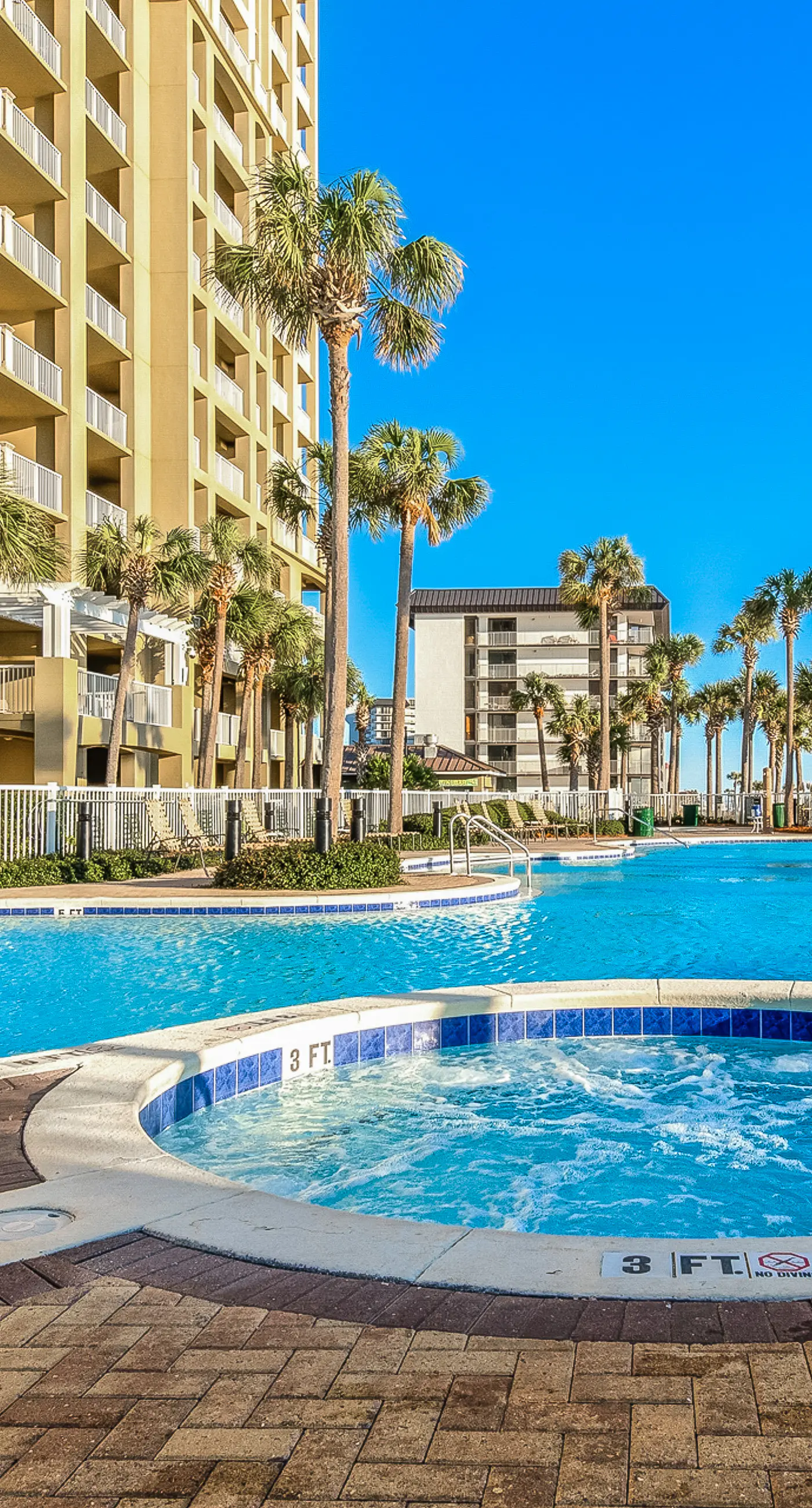 Grand Panama Beach Resort condo with Gulf views, bunk alcove & beachfront pool