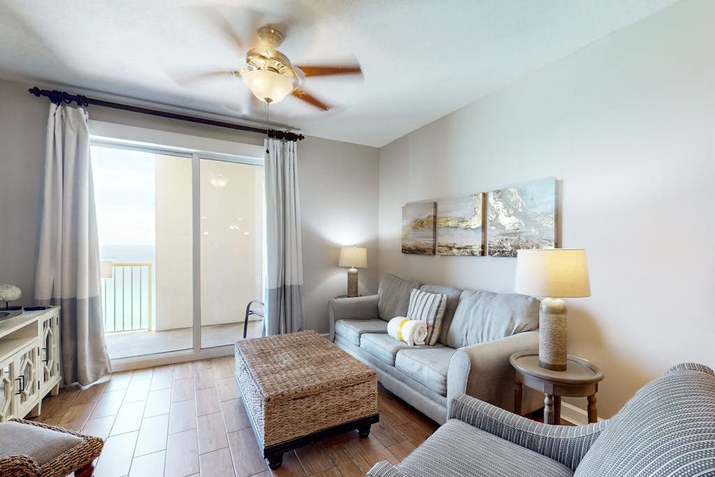 Grand Panama Beach Resort condo with Gulf views, bunk alcove & beachfront pool