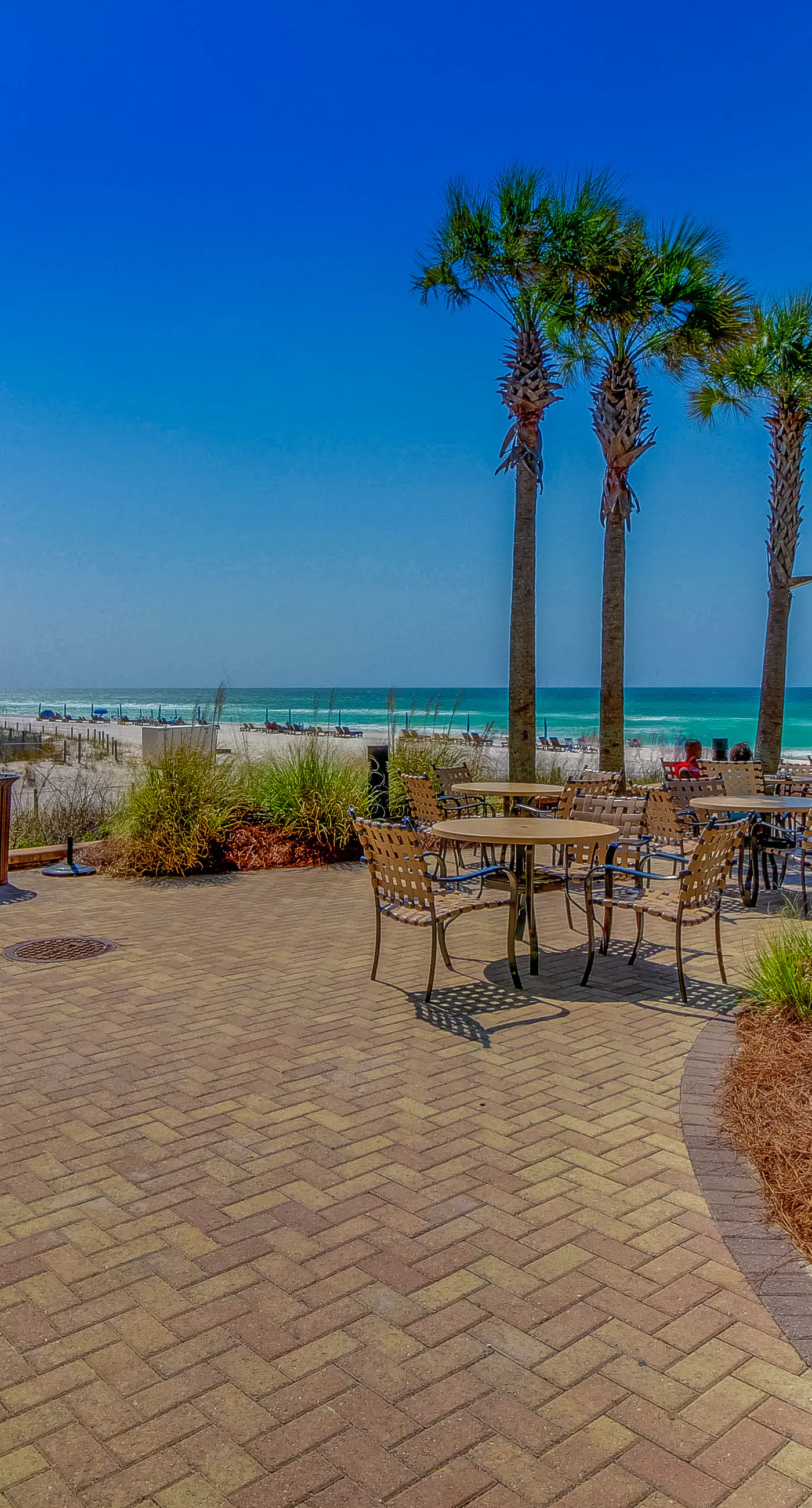 Grand Panama Beach Resort condo with Gulf views, bunk alcove & beachfront pool