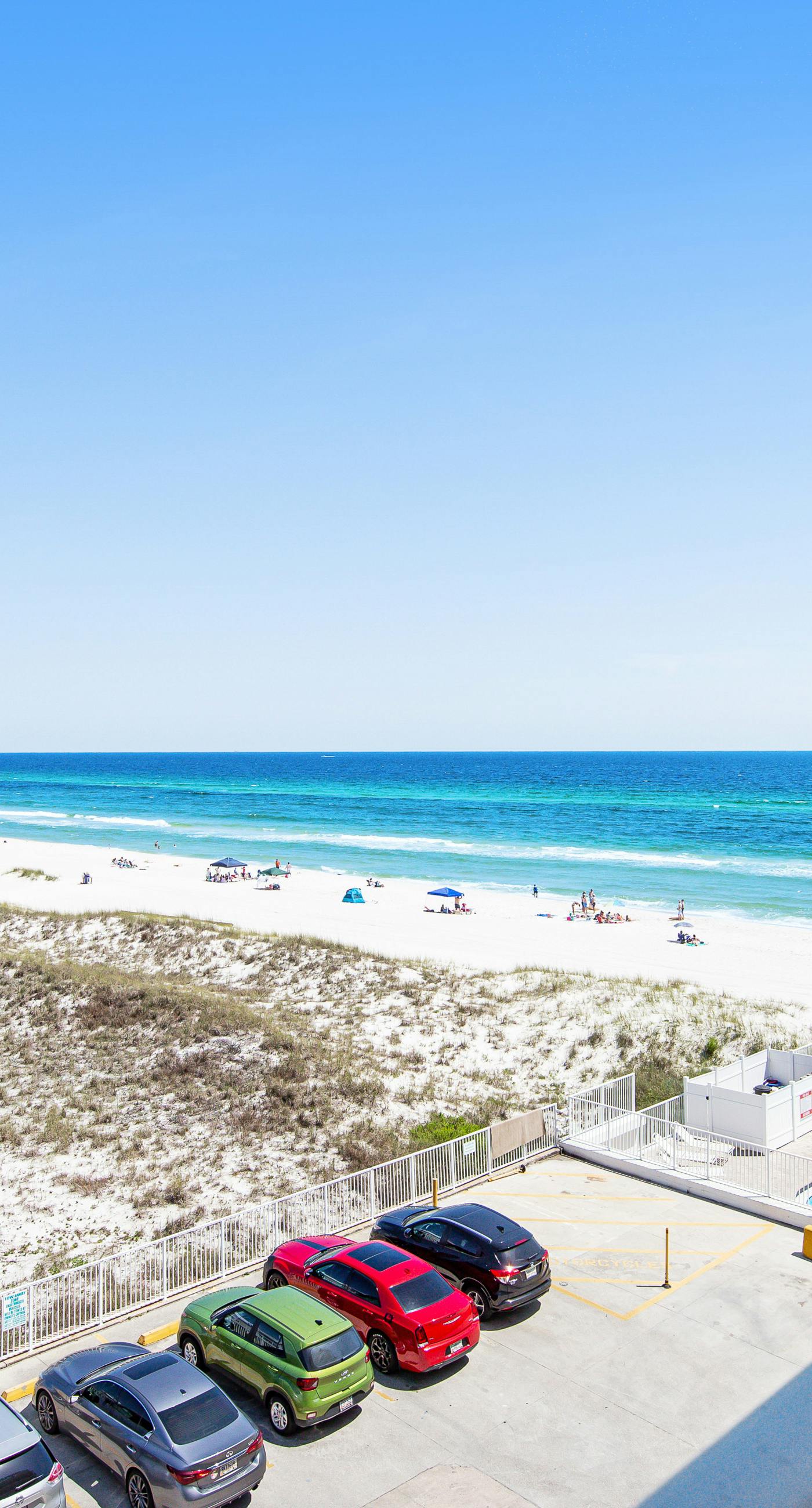 Waterfront Suite with Shared Pool, Easy Beach Access, Free WiFi, Access to Washer/Dryer