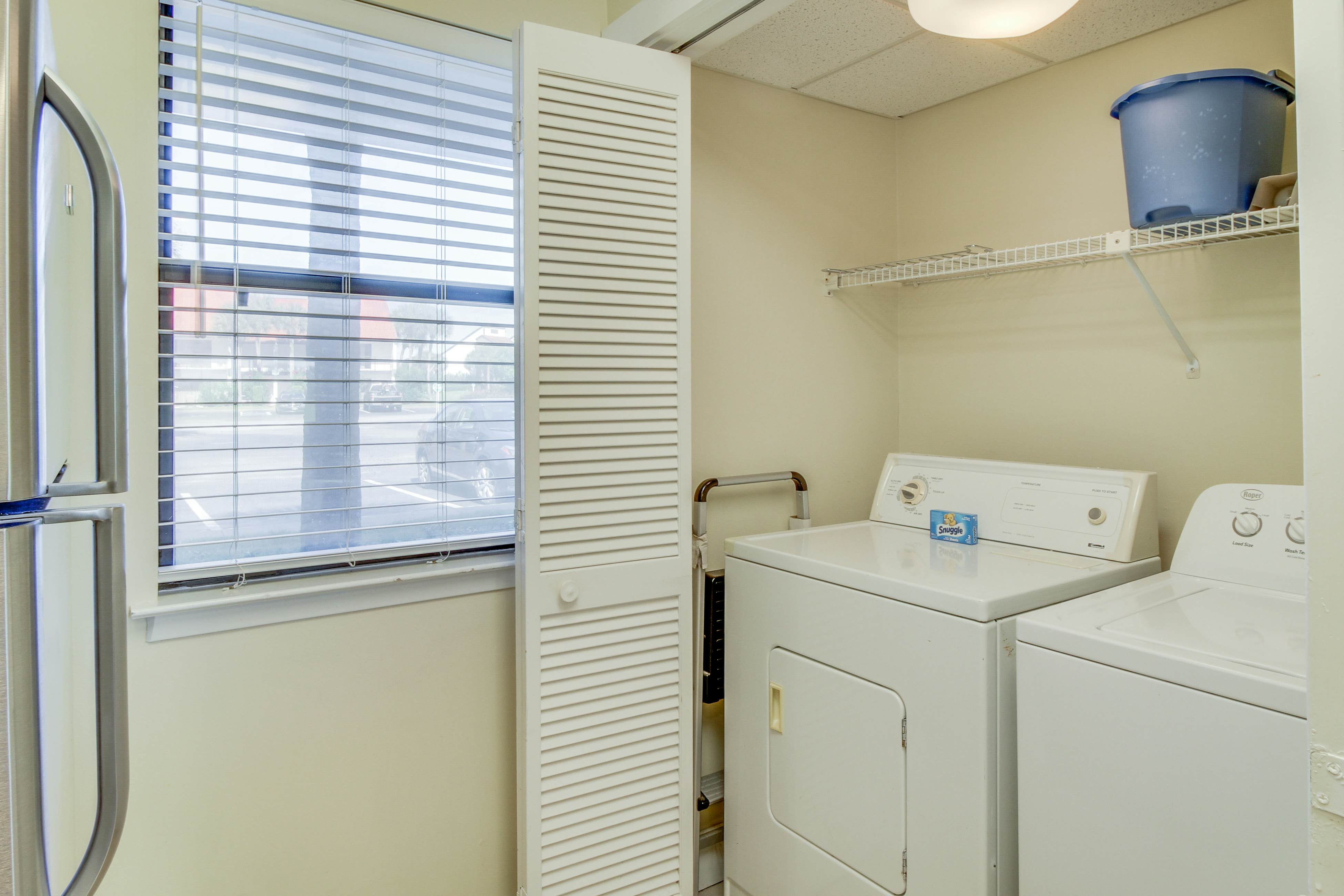 Golf lover's getaway with golf on-site, tennis, pool & hot tub