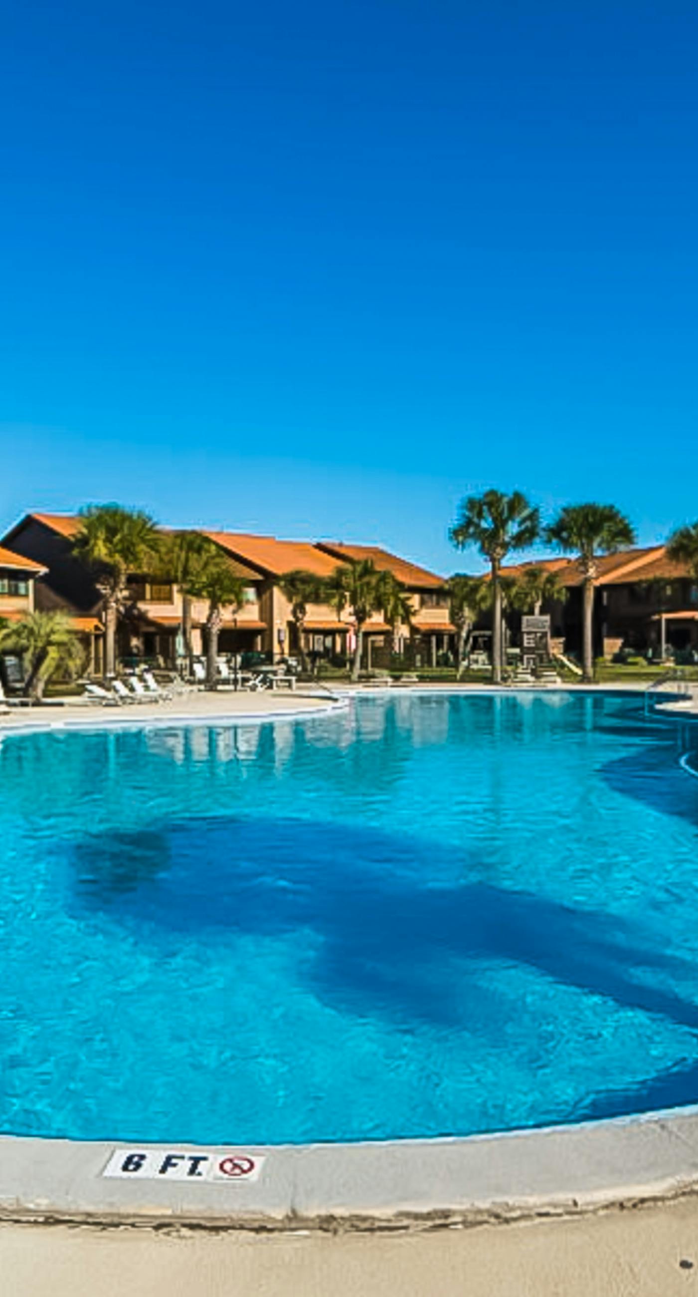 Bright Townhouse with Private Beach Access, Shared Pools, & Central A/C