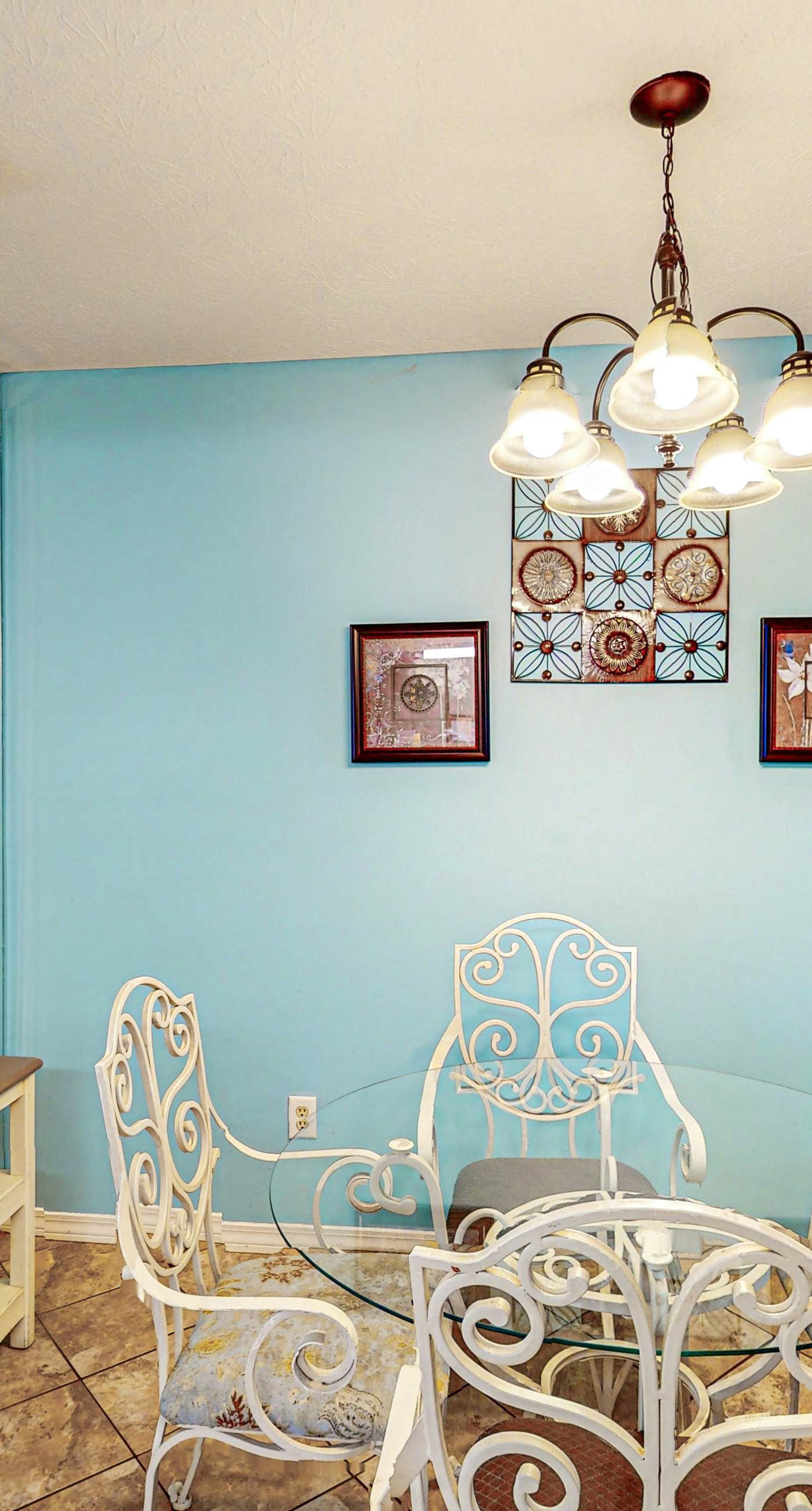 Luxurious Townhouse Close to Private Beach, Pools, Mini-Golf - Snowbirds Welcome