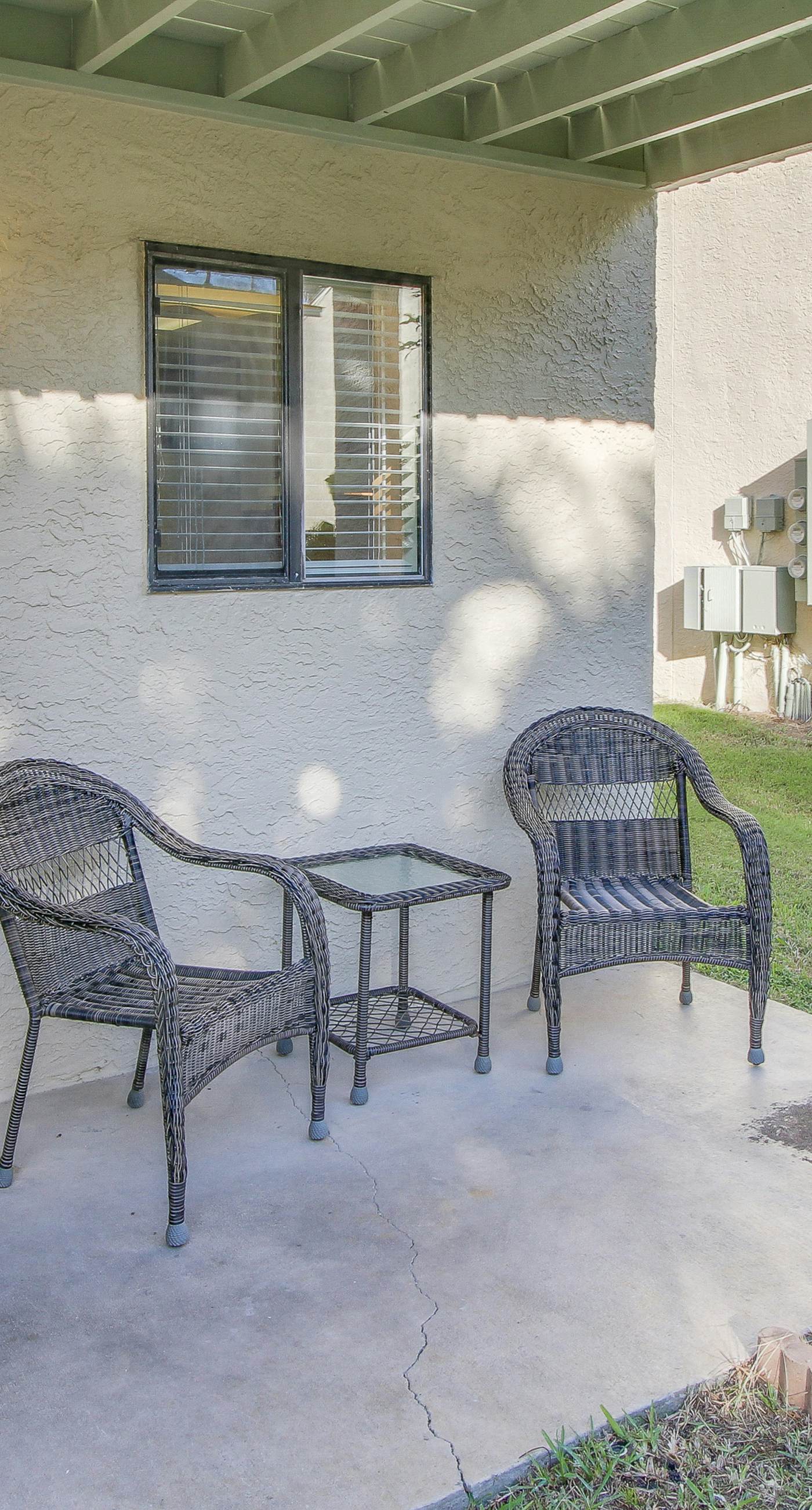 Luxurious Townhouse Close to Private Beach, Pools, Mini-Golf - Snowbirds Welcome