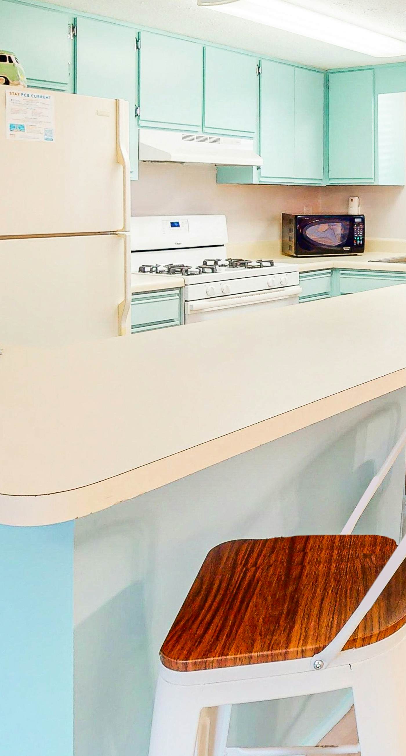 Gulf Highlands | Condo in Panama City Beach with pool, balcony, central AC, W/D