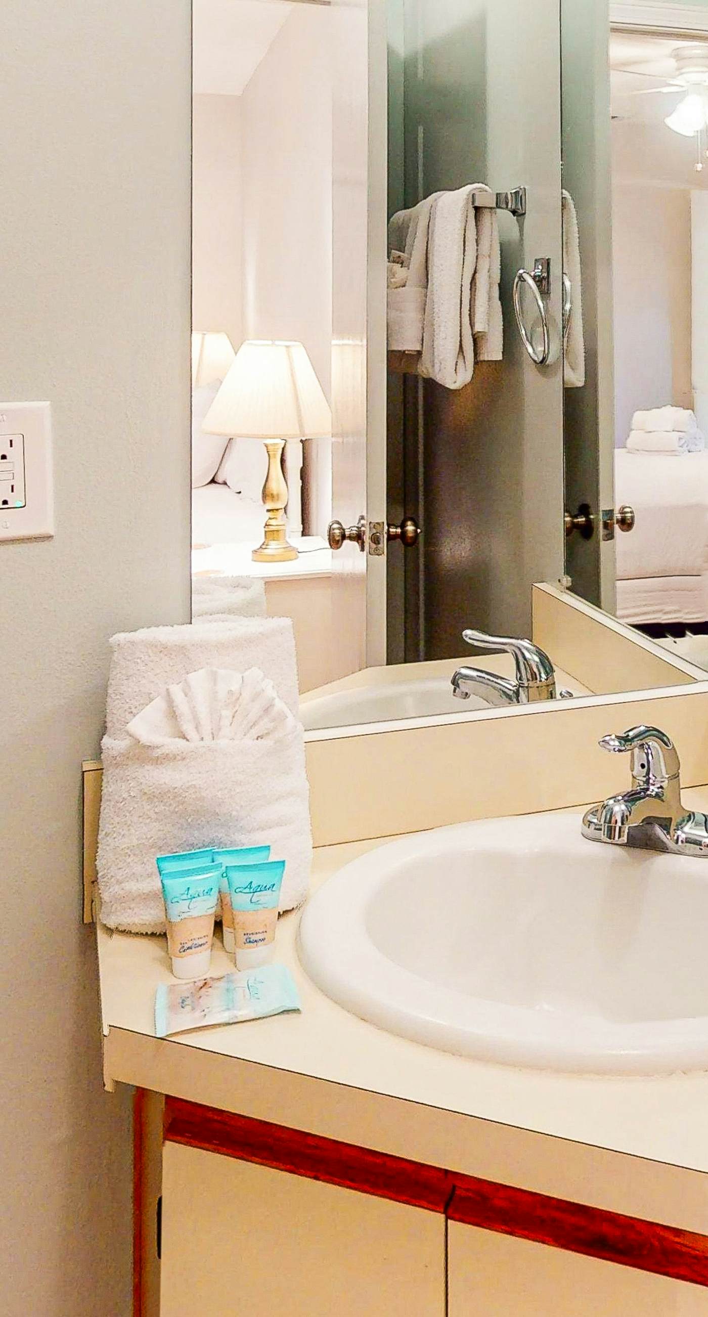 Gulf Highlands | Condo in Panama City Beach with pool, balcony, central AC, W/D