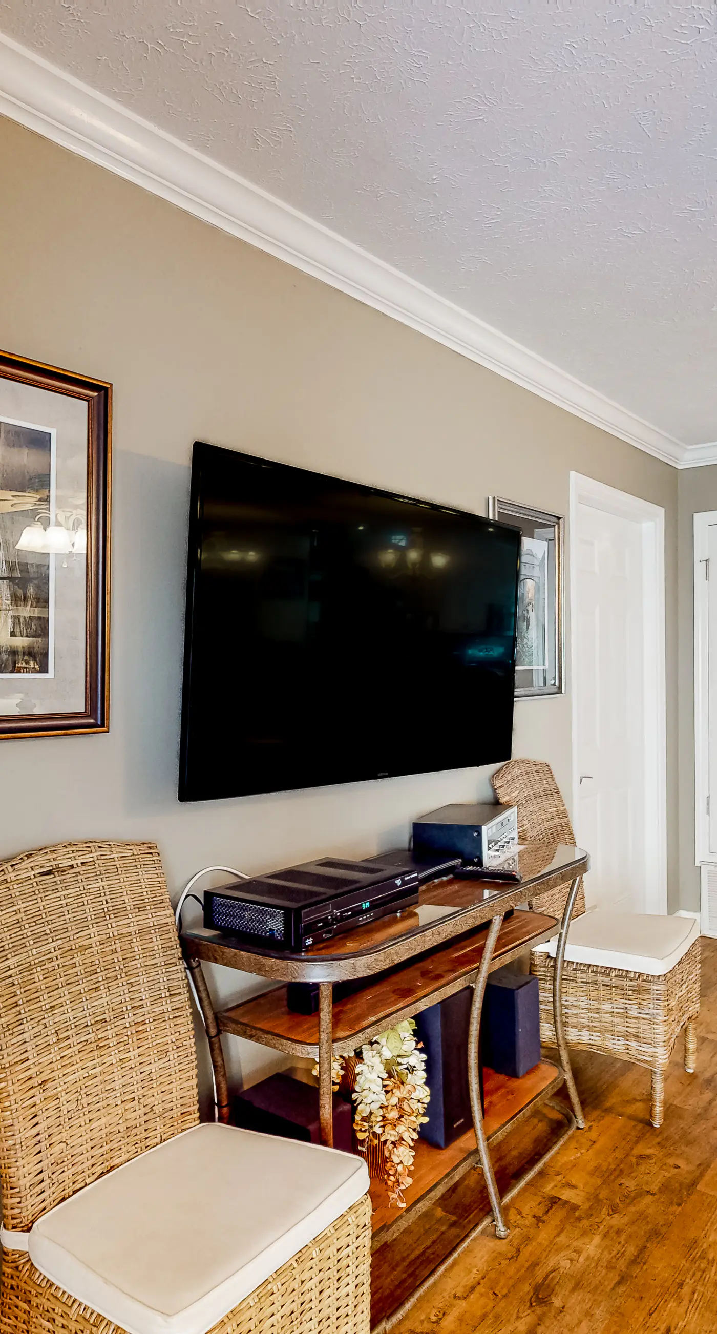 Gated resort townhome with pools, sports courts, & easy beach access