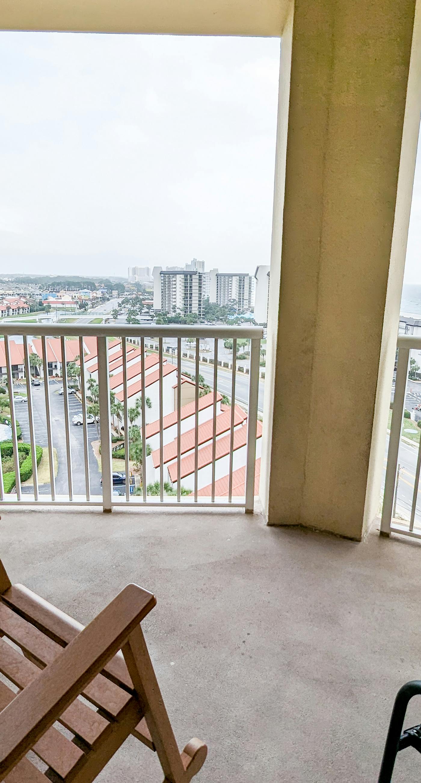 Wonderful gulf-view condo with a pool, hot tub & ocean-view balcony