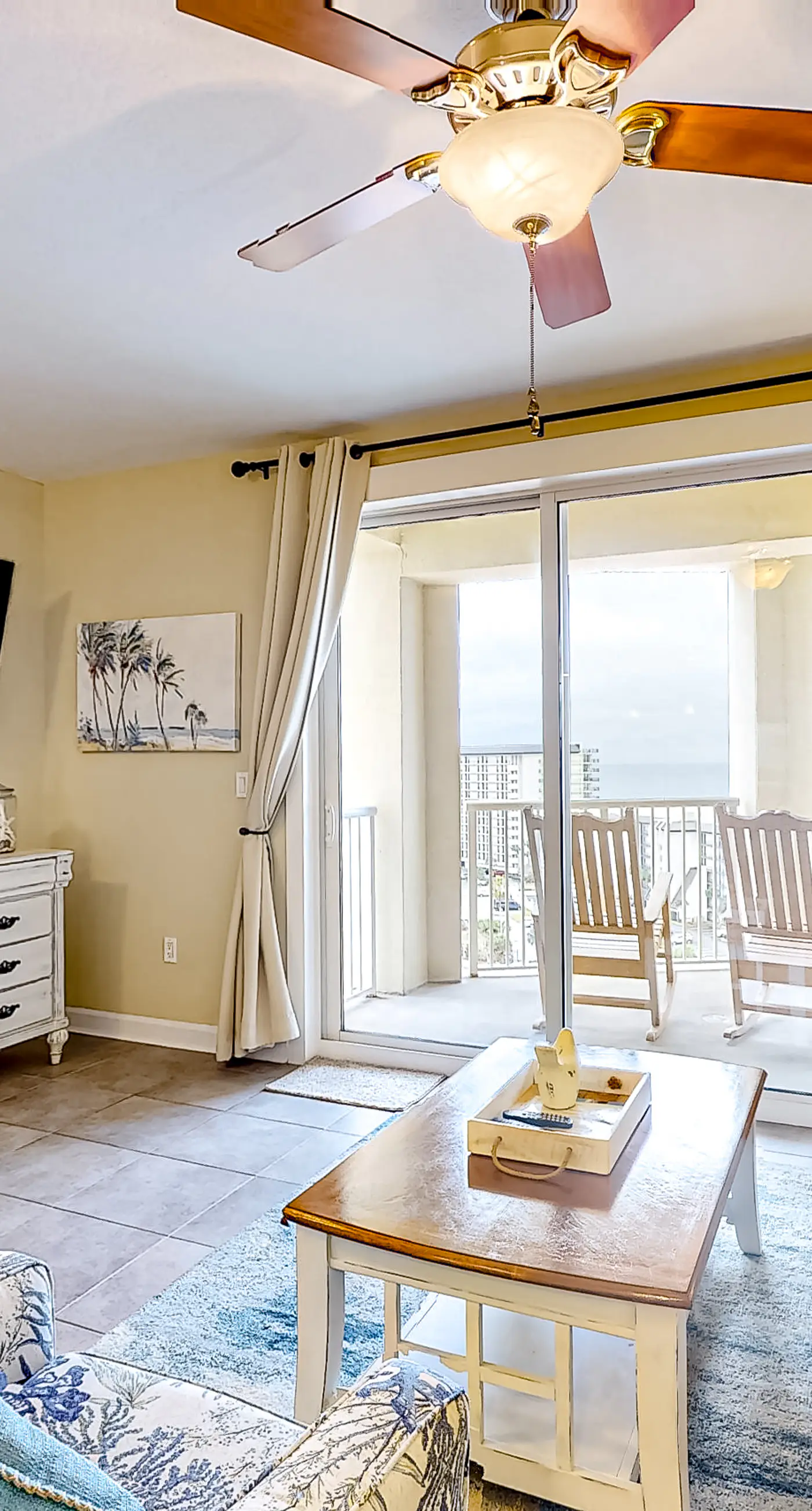 Wonderful gulf-view condo with a pool, hot tub & ocean-view balcony