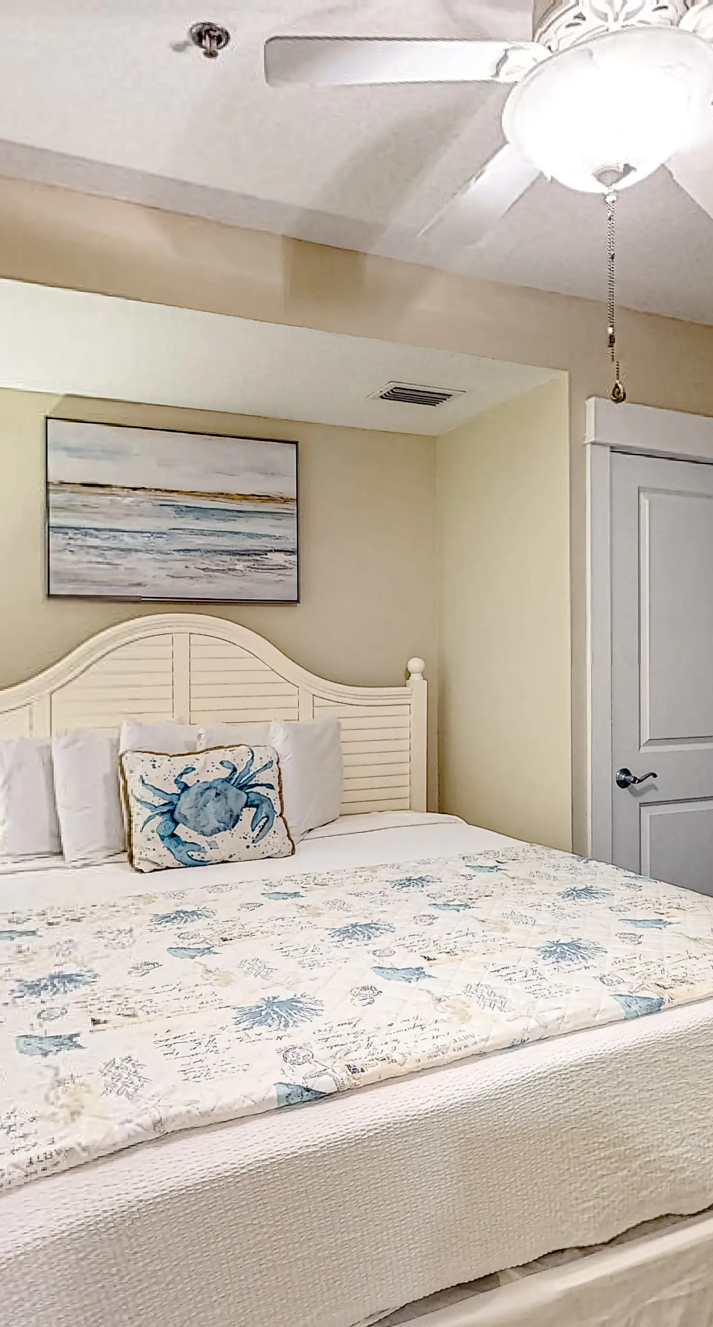 Wonderful gulf-view condo with a pool, hot tub & ocean-view balcony