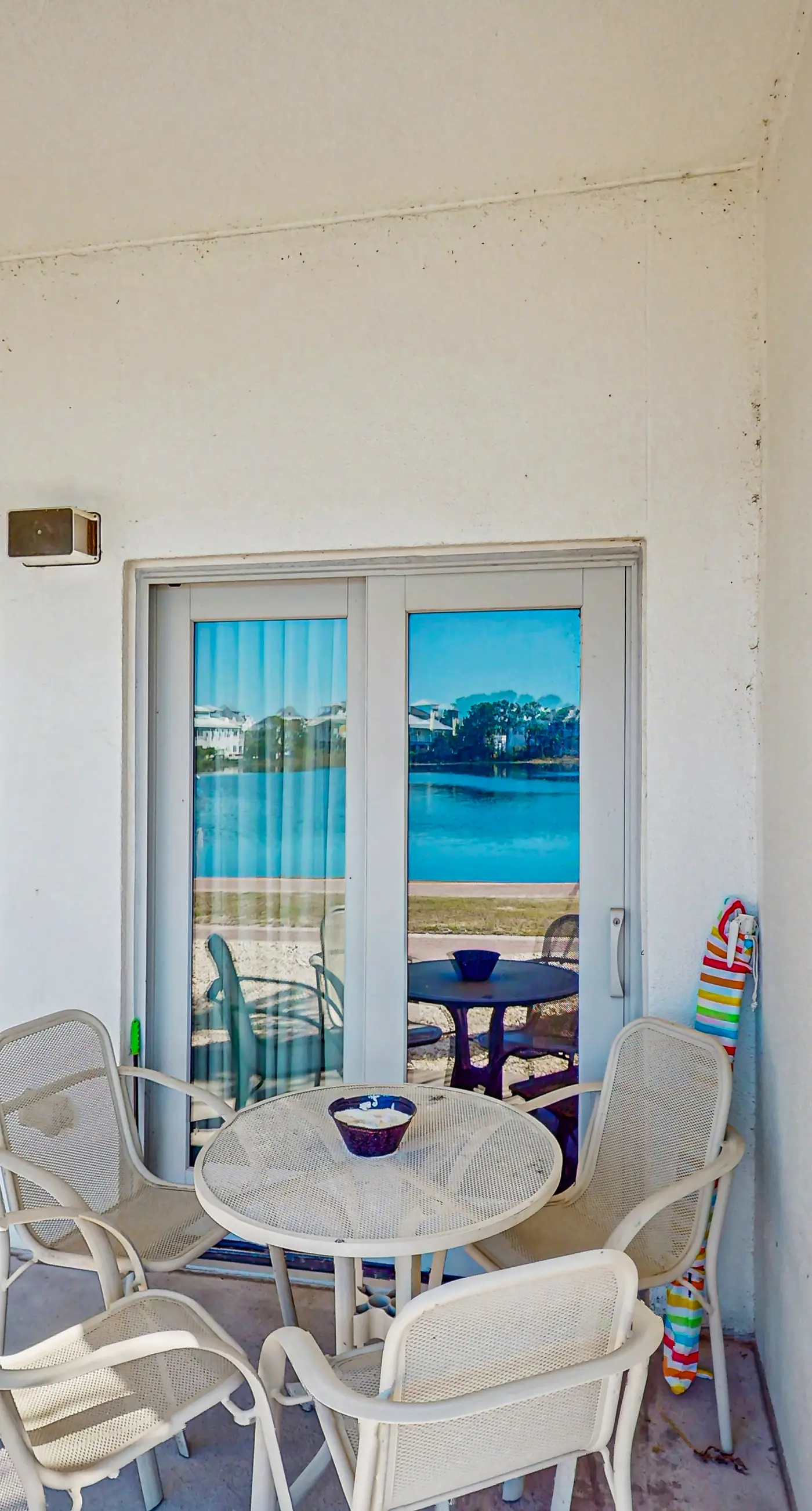 Gorgeous coastal home with plenty of space shared pool and easy beach access