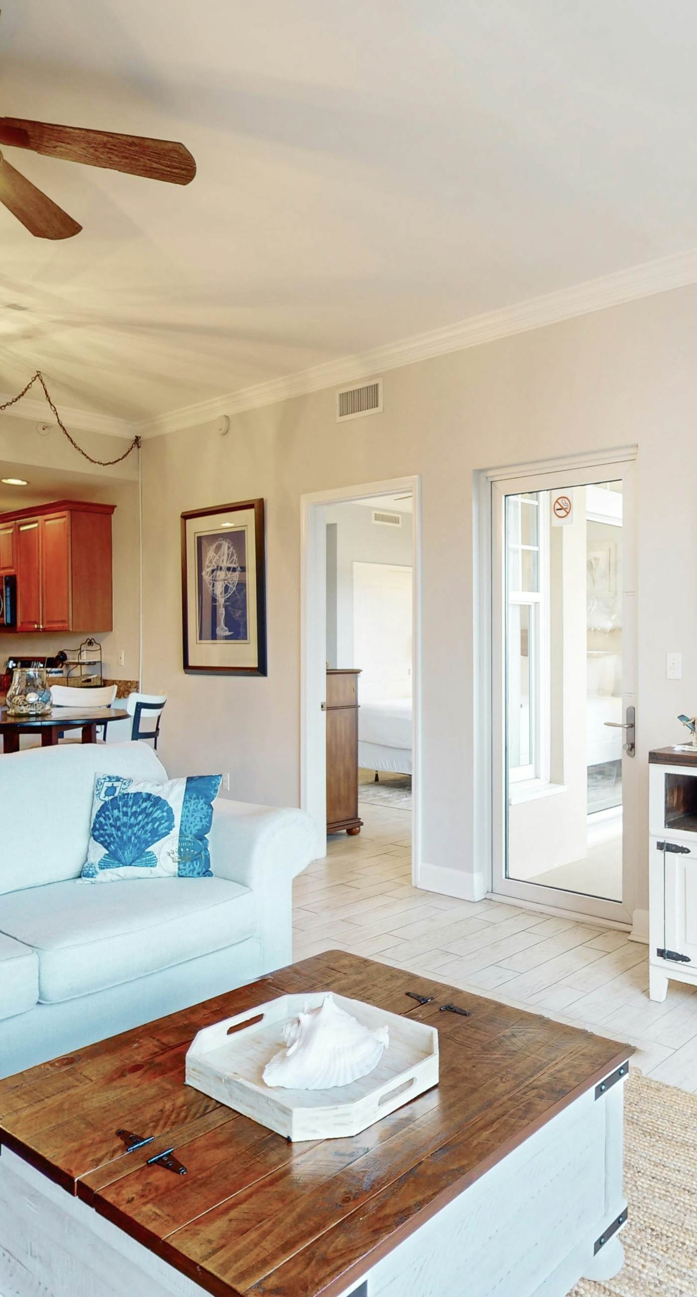 3rd-floor beach & pool-view condo with outdoor pool, hot tub, grills, balcony