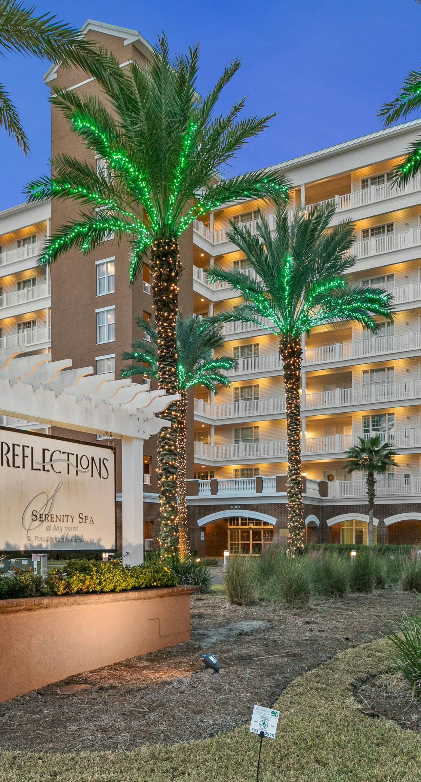 3rd-floor beach & pool-view condo with outdoor pool, hot tub, grills, balcony