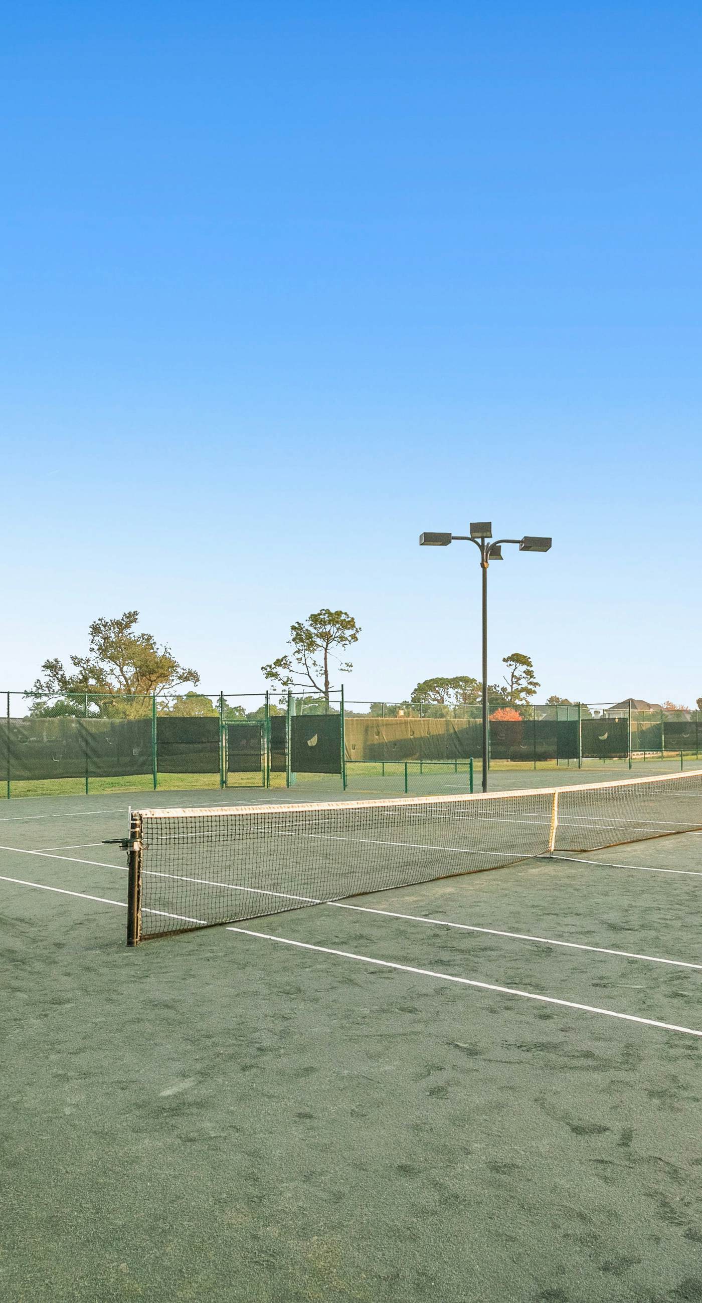 3rd-floor beach & pool-view condo with outdoor pool, hot tub, grills, balcony