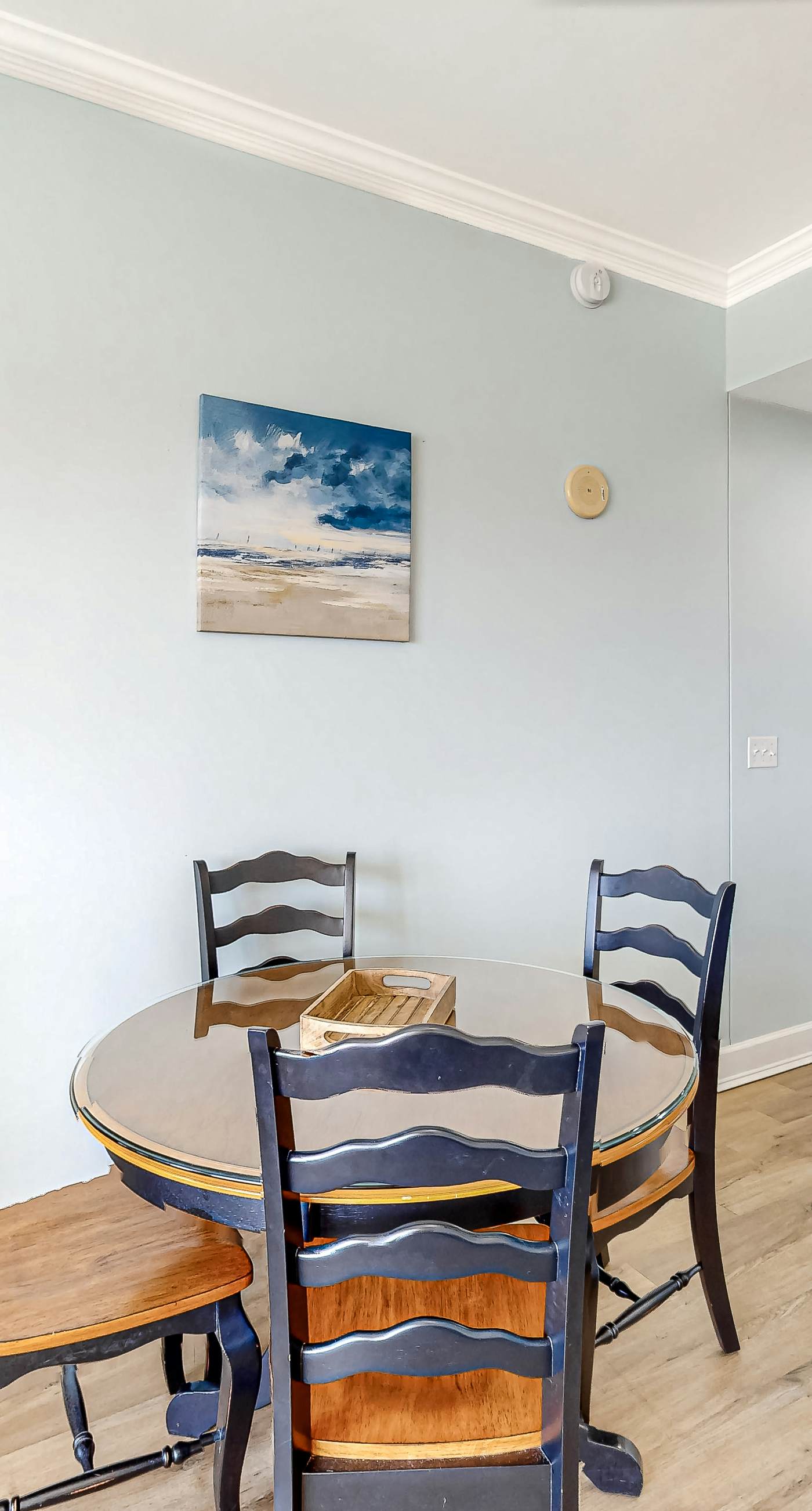 Resort condo w/ amazing bay views, shared hot tub & community pool