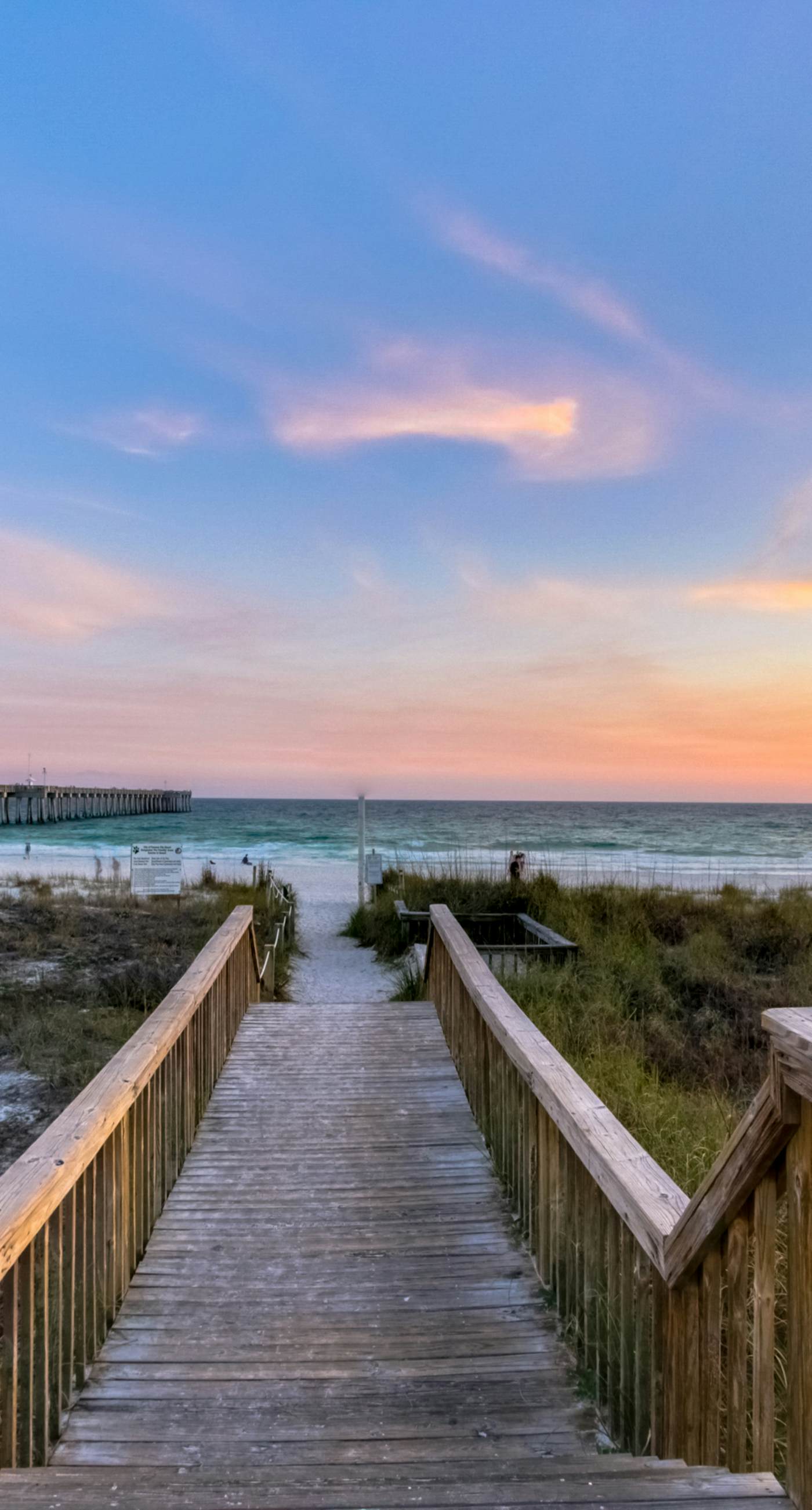 Sterling Breeze villa with balcony, pool & hot tub