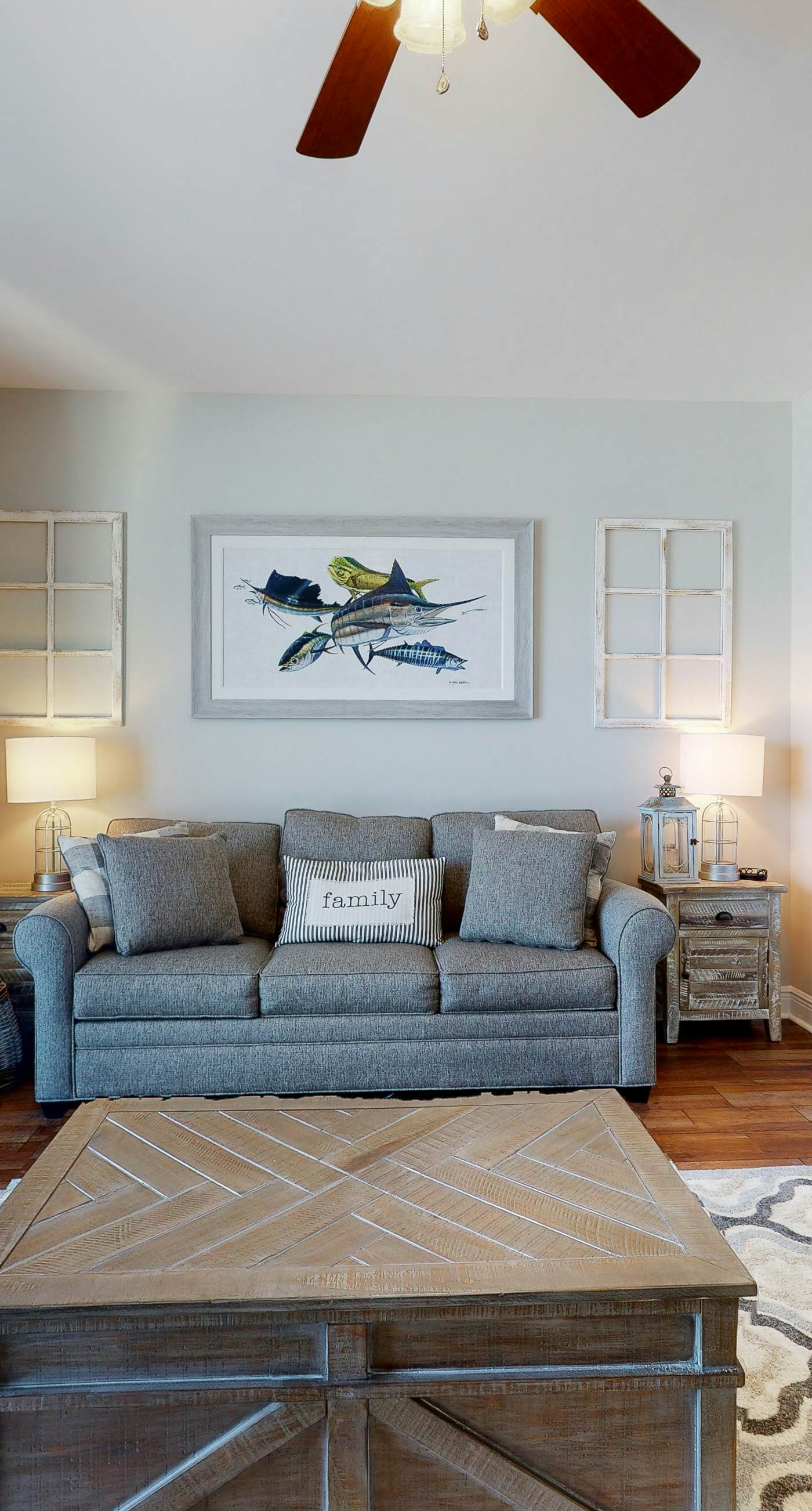 Gulf-front condo with balcony, beach access, hot tub, pool & gym