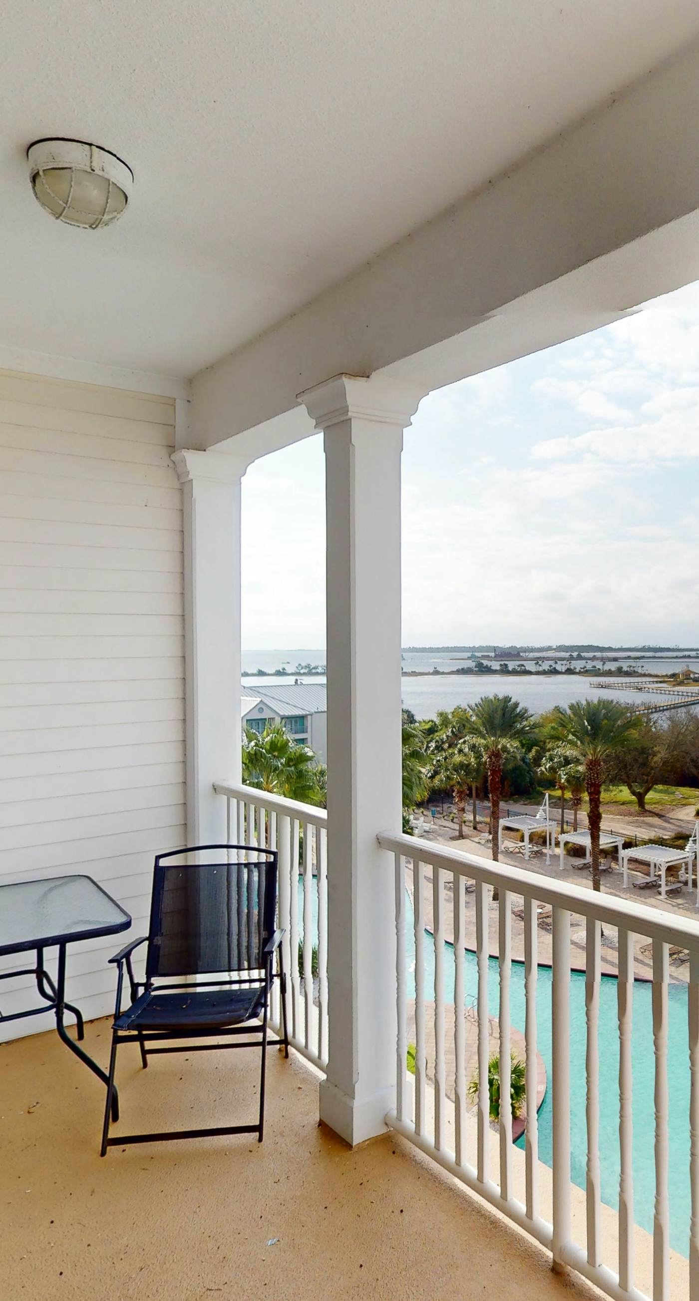 Bayview condo with pool, hot tub, and private balcony