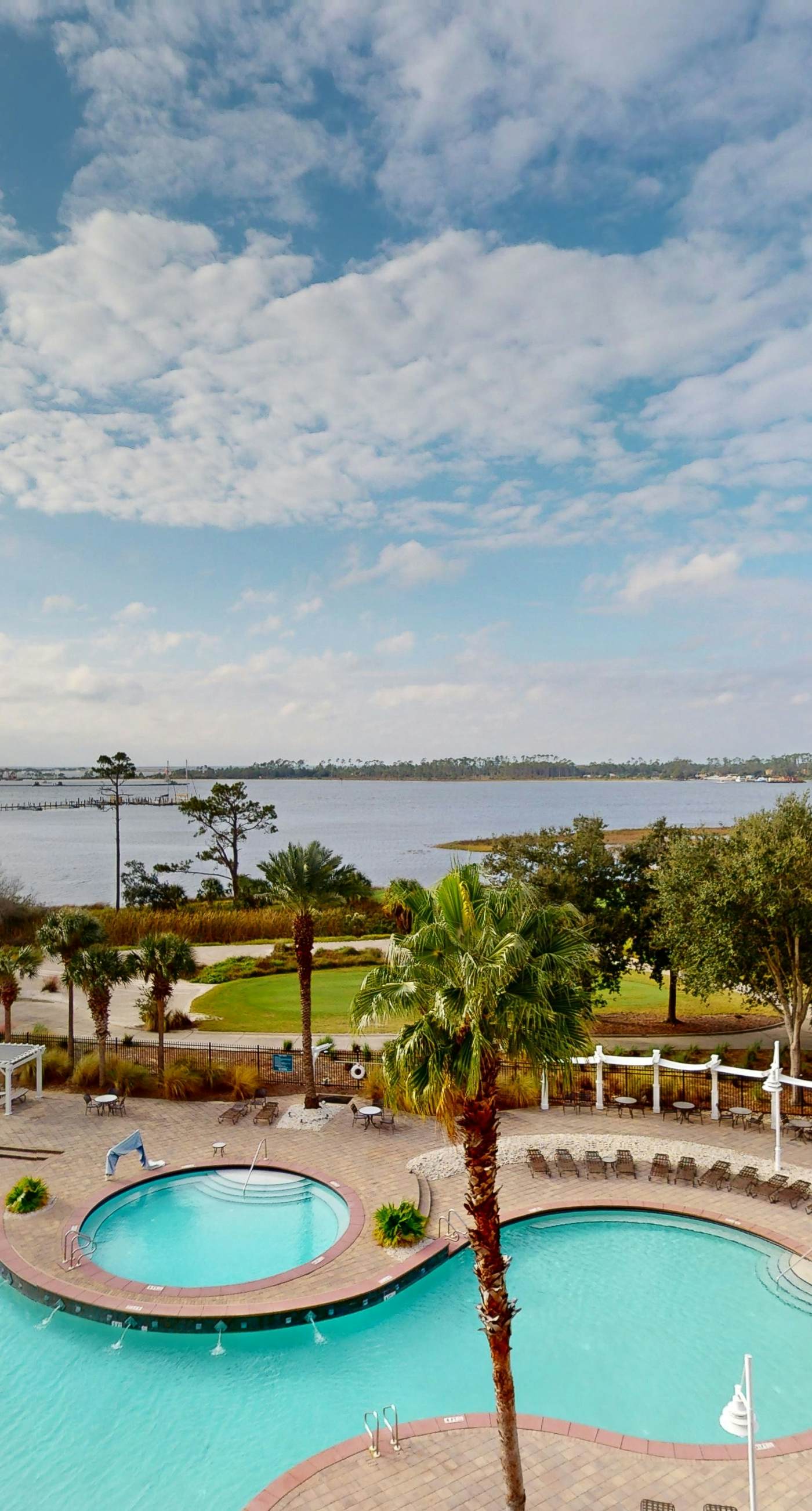 Bayview condo with pool, hot tub, and private balcony