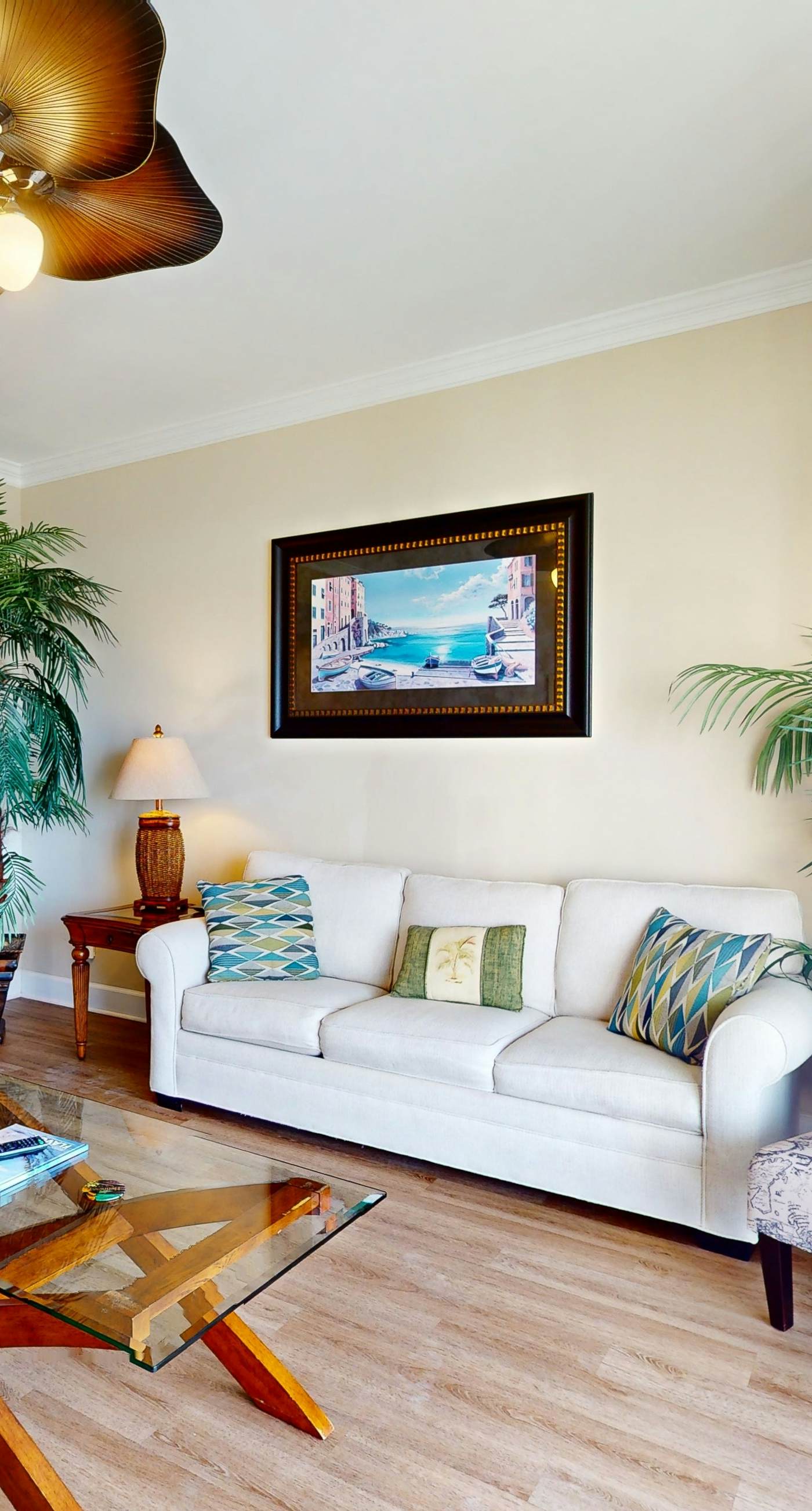 Bayview condo with pool, hot tub, and private balcony