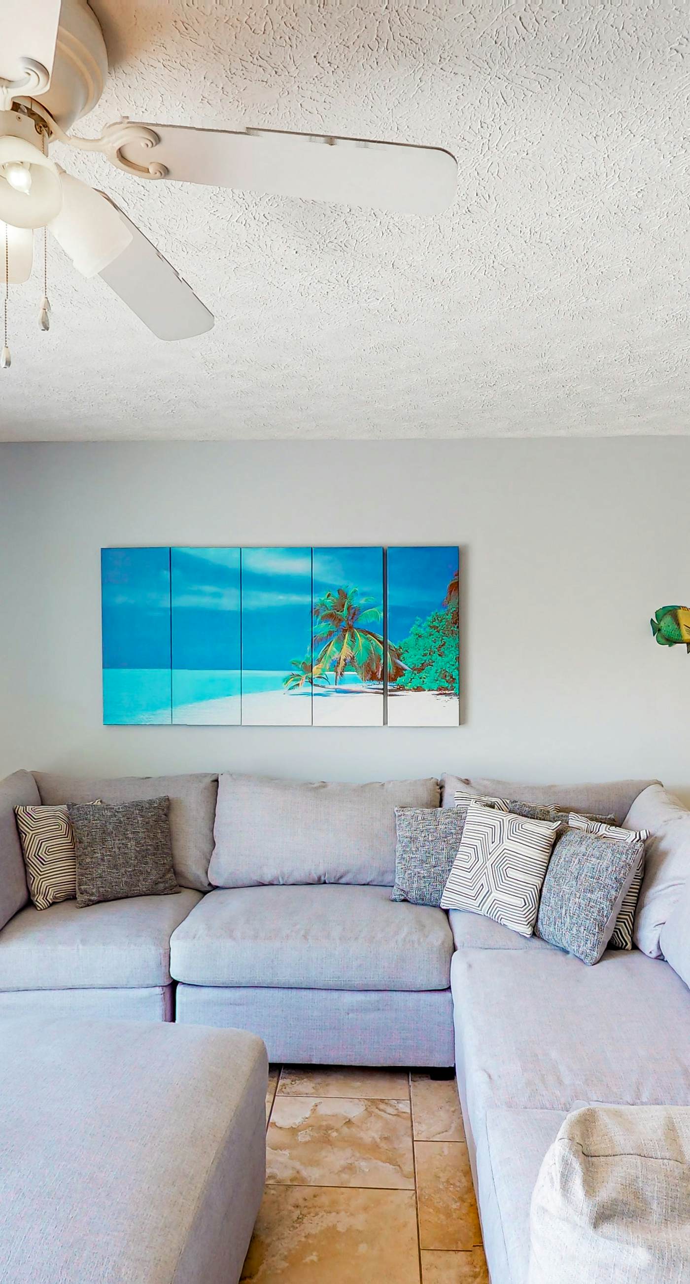 Gulf Highland | Townhouse in Panama City Beach with on-site mini golf & pool