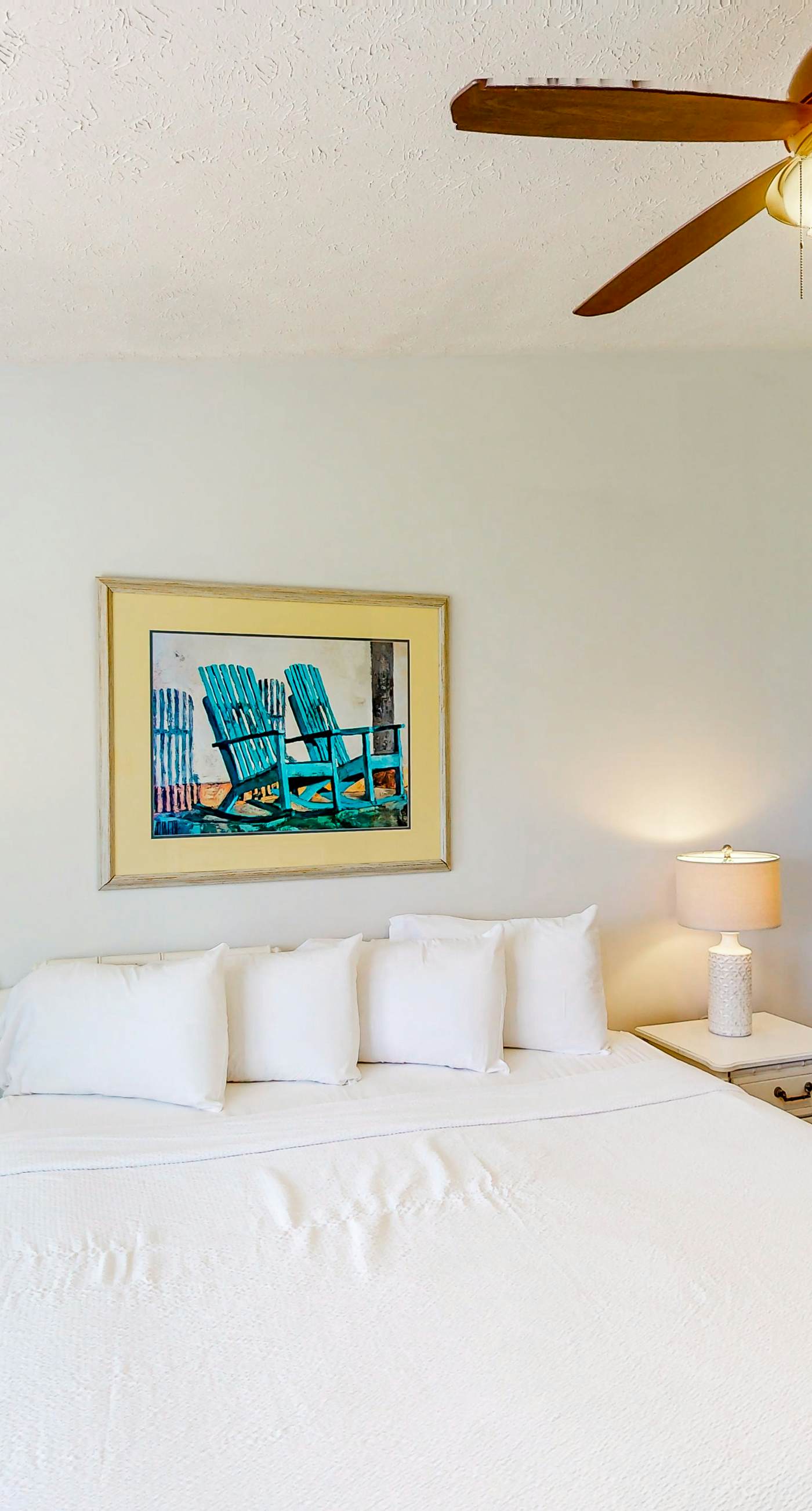 Gulf Highland | Townhouse in Panama City Beach with on-site mini golf & pool