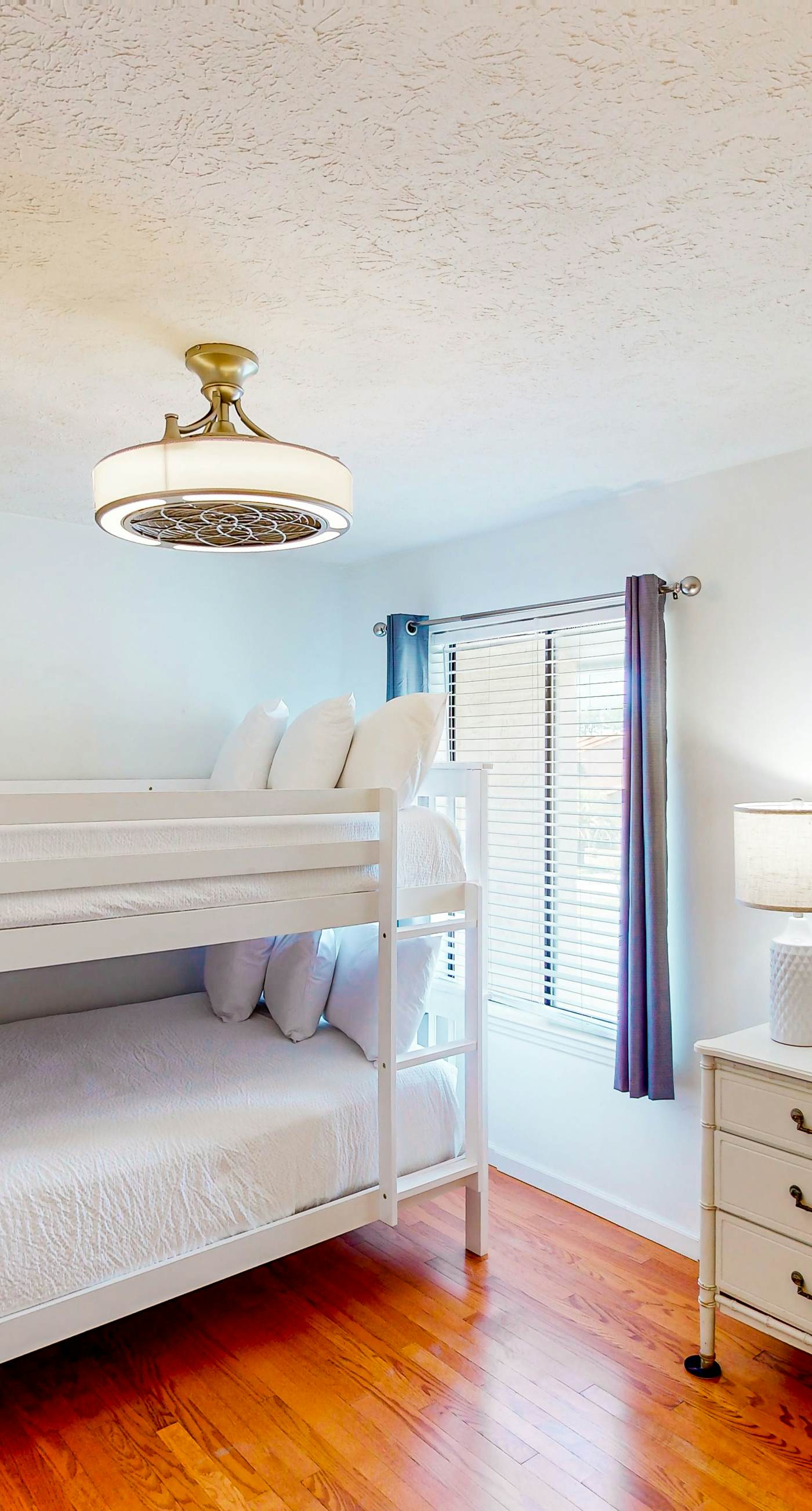 Gulf Highland | Townhouse in Panama City Beach with on-site mini golf & pool