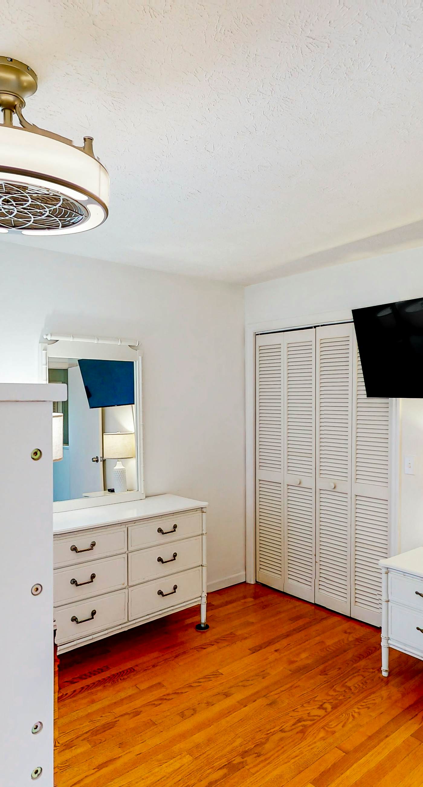 Gulf Highland | Townhouse in Panama City Beach with on-site mini golf & pool