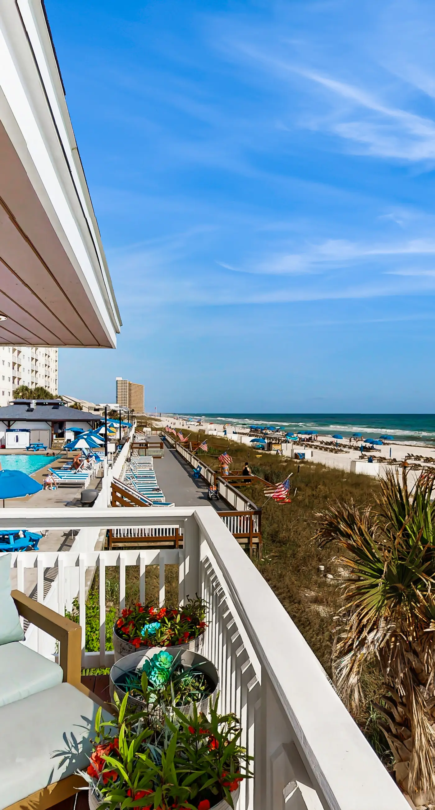Luxurious Beachfront Home w/Covered Deck, Hammock, & High-Speed WiFi