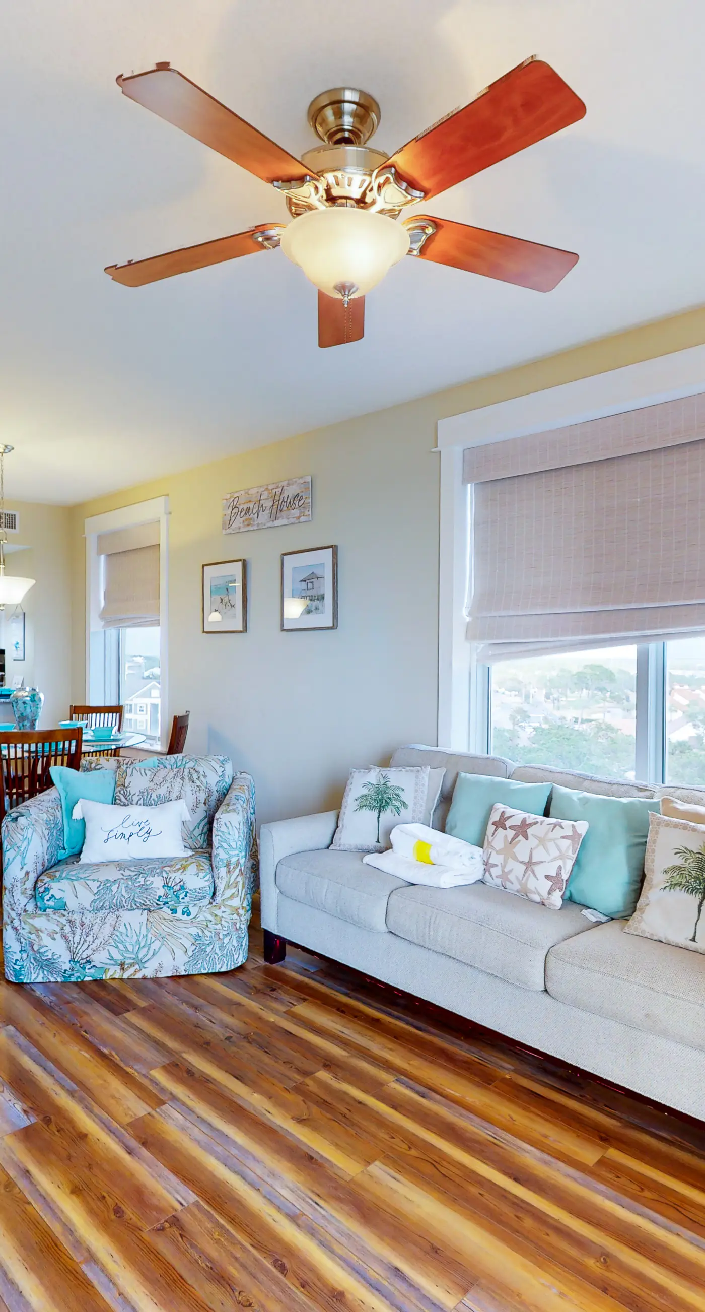 Lovely coastal condo with water views, pool, hot tub, private balcony & WD