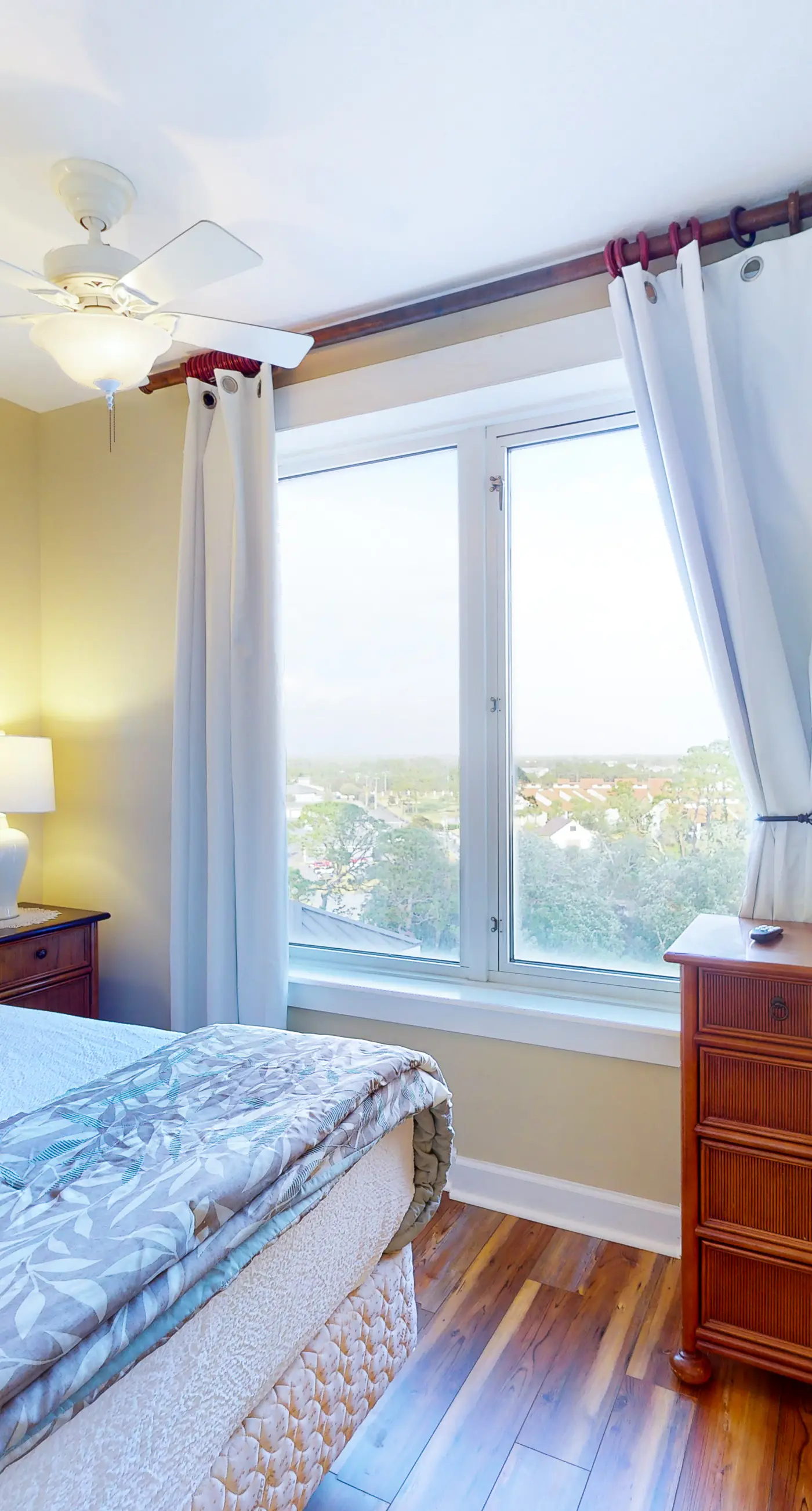 Lovely coastal condo with water views, pool, hot tub, private balcony & WD