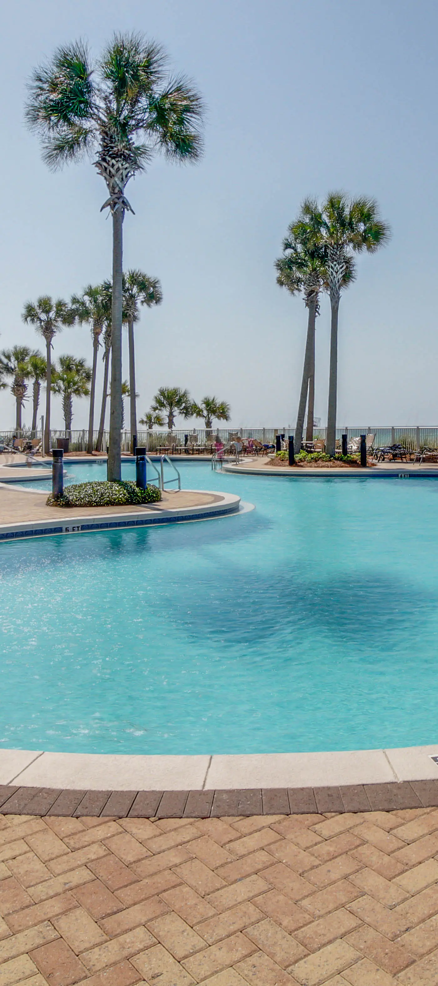 Lovely coastal condo with water views, pool, hot tub, private balcony & WD