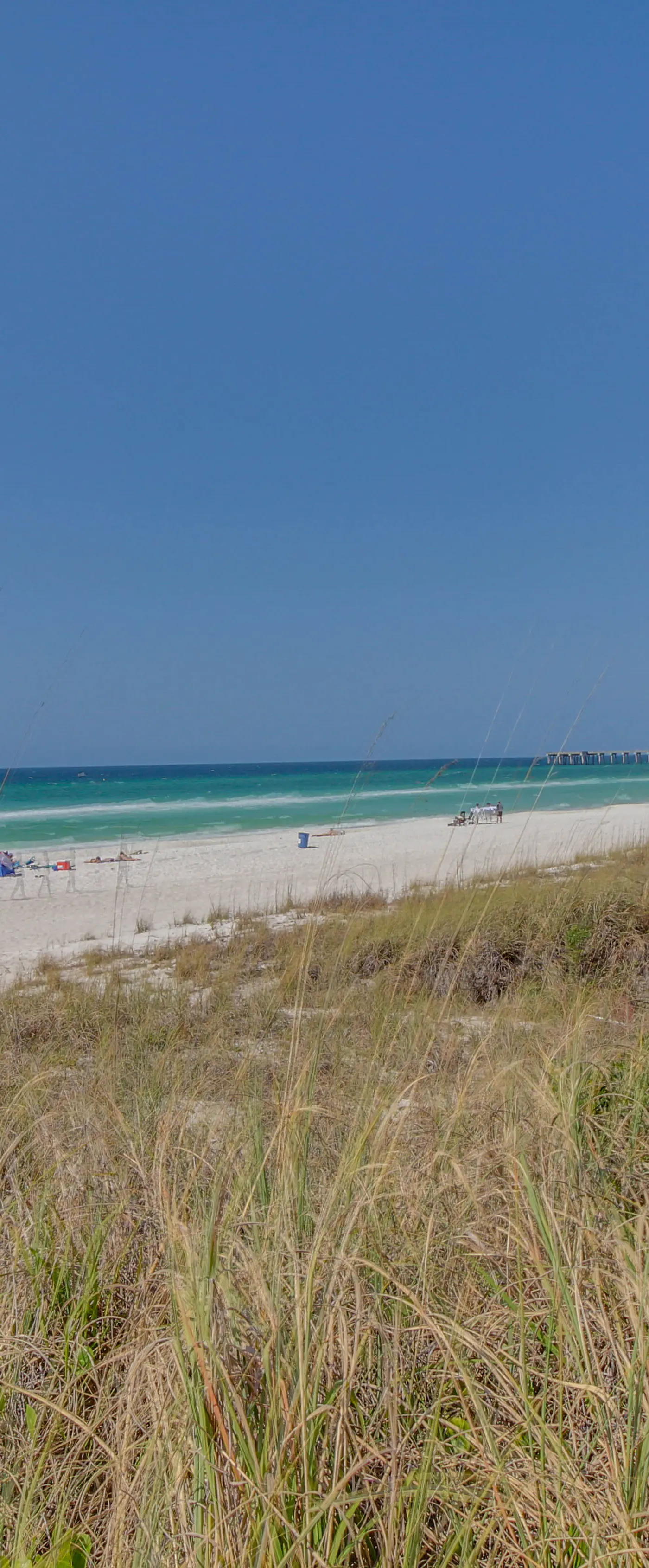Lovely coastal condo with water views, pool, hot tub, private balcony & WD